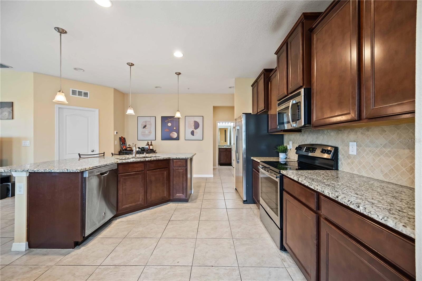 8120 ENCLAVE WAY #101, SARASOTA, FL, 34243