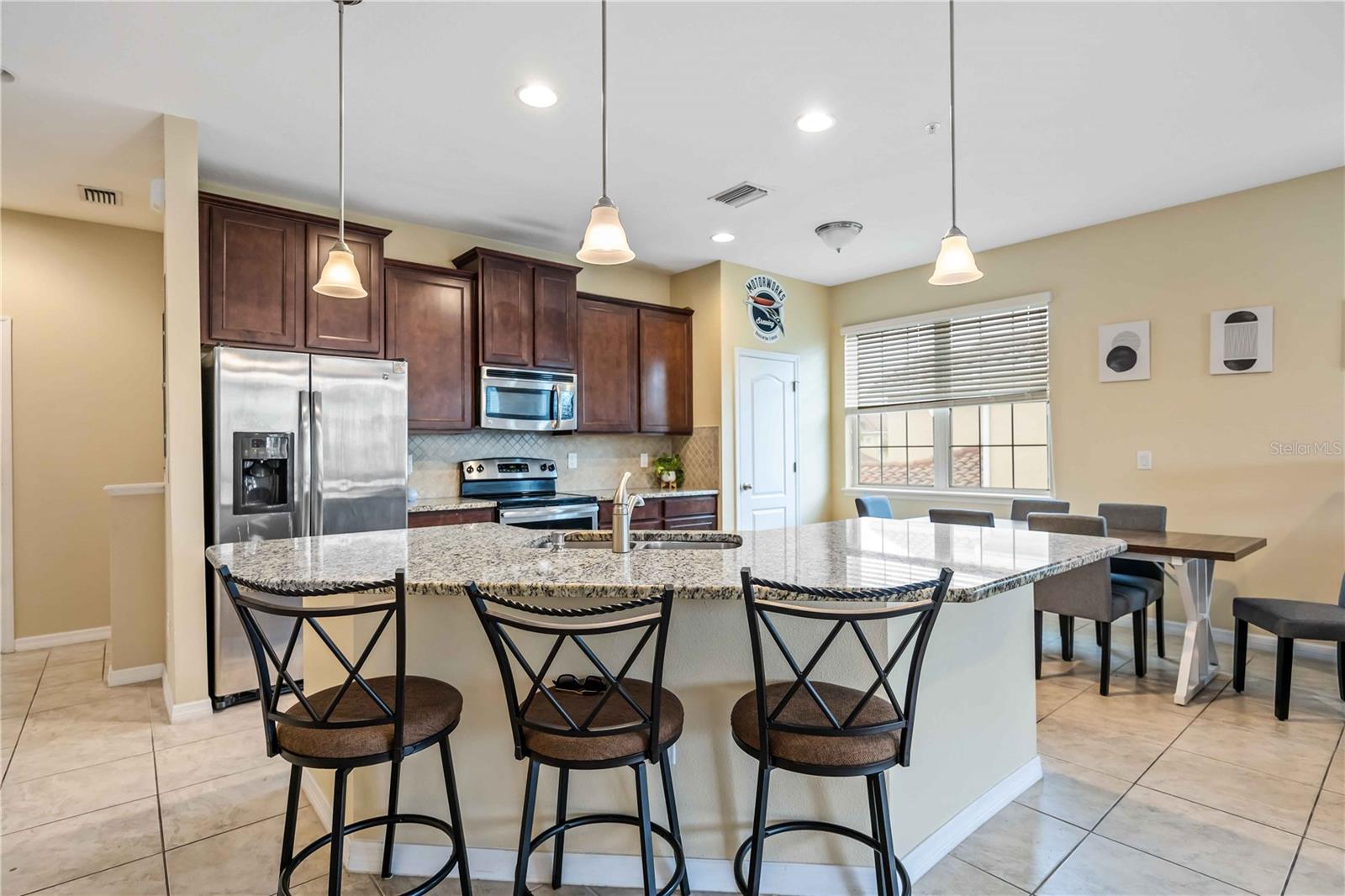 8120 ENCLAVE WAY #101, SARASOTA, FL, 34243