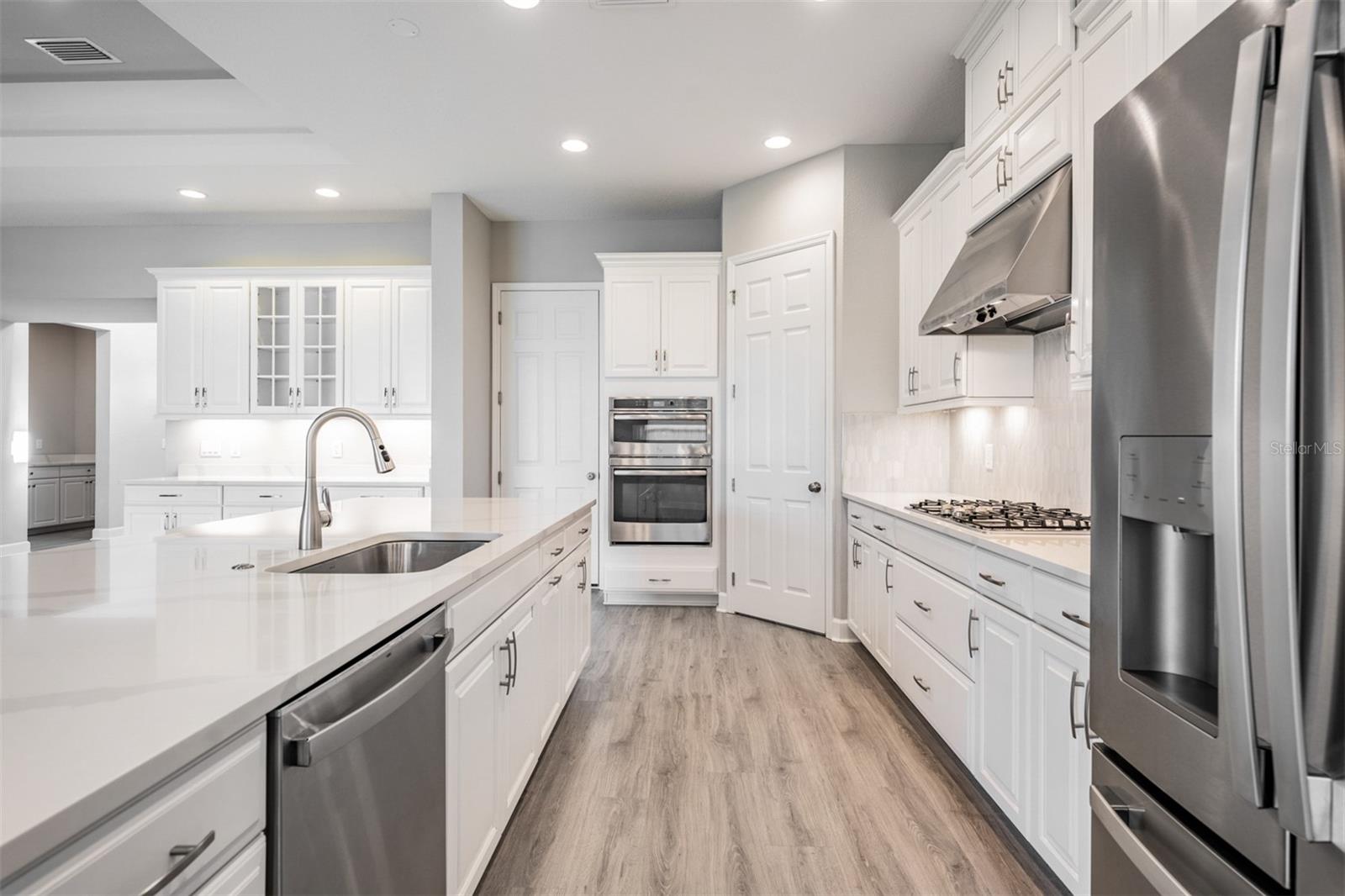 3803 BONFIRE DR, ODESSA, FL, 33556