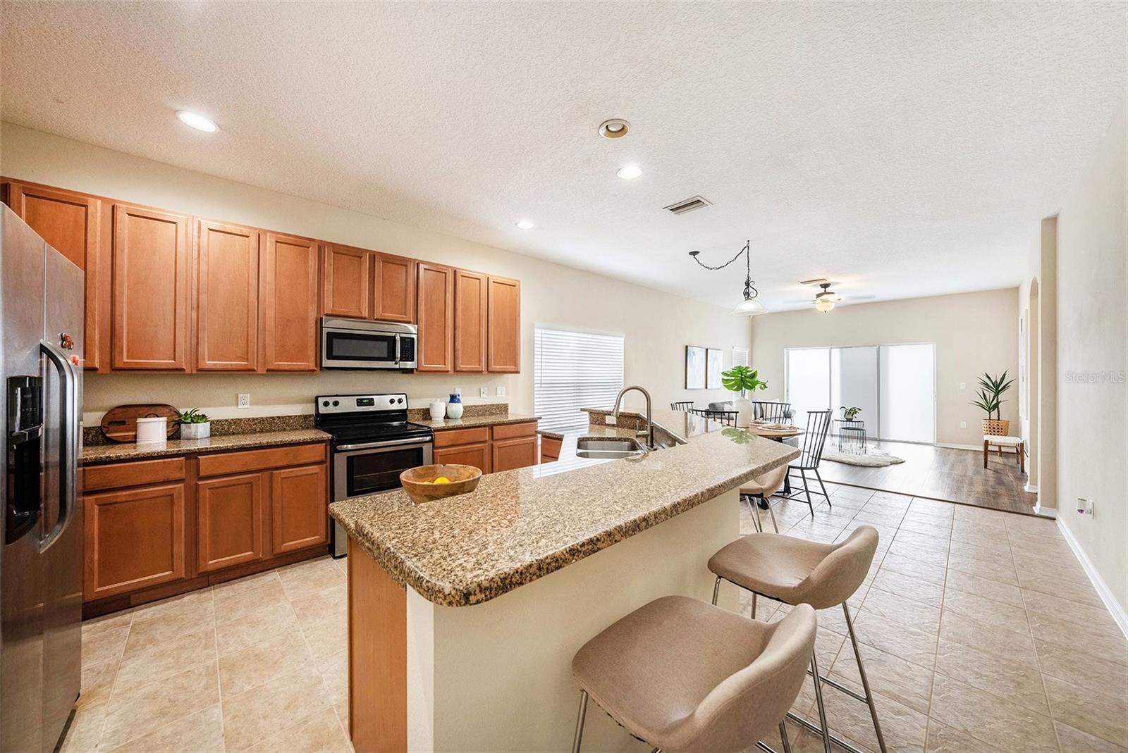9642 CYPRESS HARBOR DR, GIBSONTON, FL, 33534
