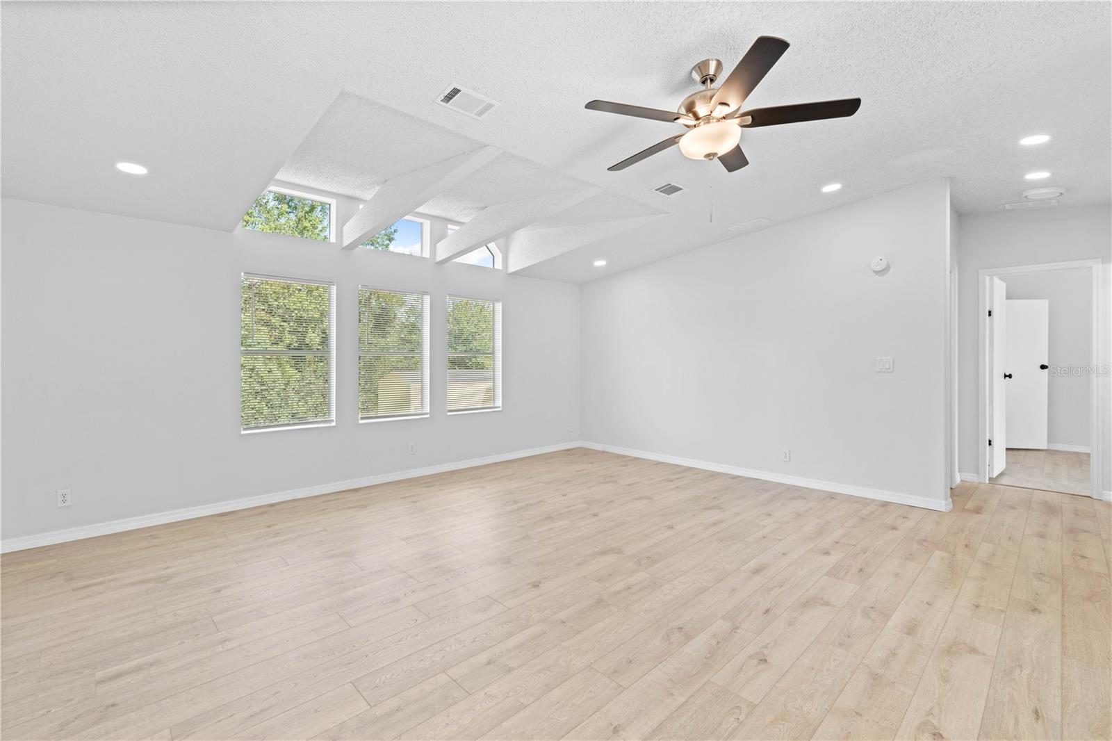39705 SUNBURST DR, DADE CITY, FL, 33525