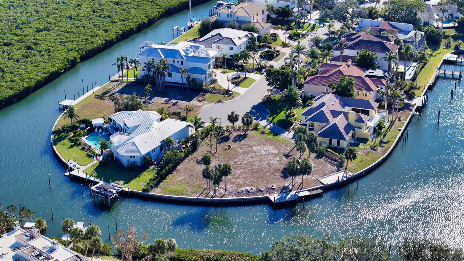 1641 HARBOR CAY LN, LONGBOAT KEY, FL, 34228