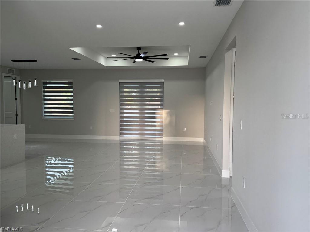 2902 49TH ST SW, LEHIGH ACRES, FL, 33976