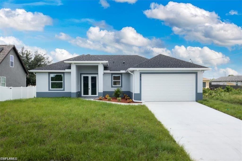100 SARA AVE N, LEHIGH ACRES, FL, 33971