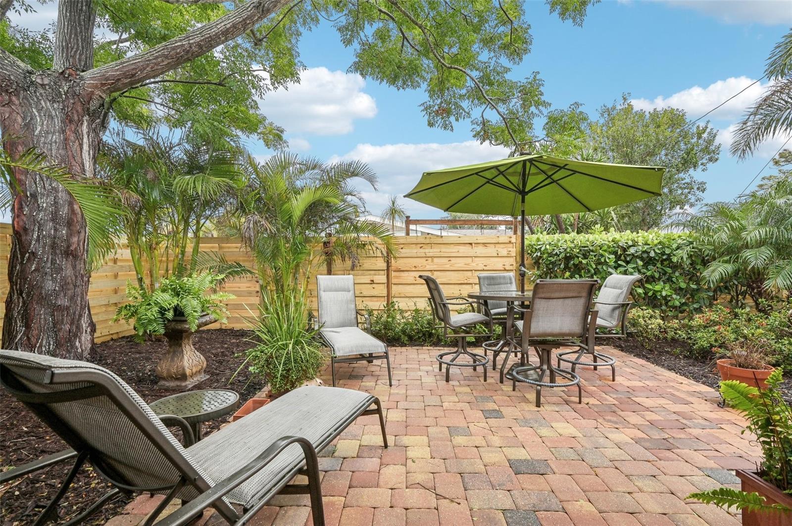 430 BEACH PARK BLVD, VENICE, FL, 34285
