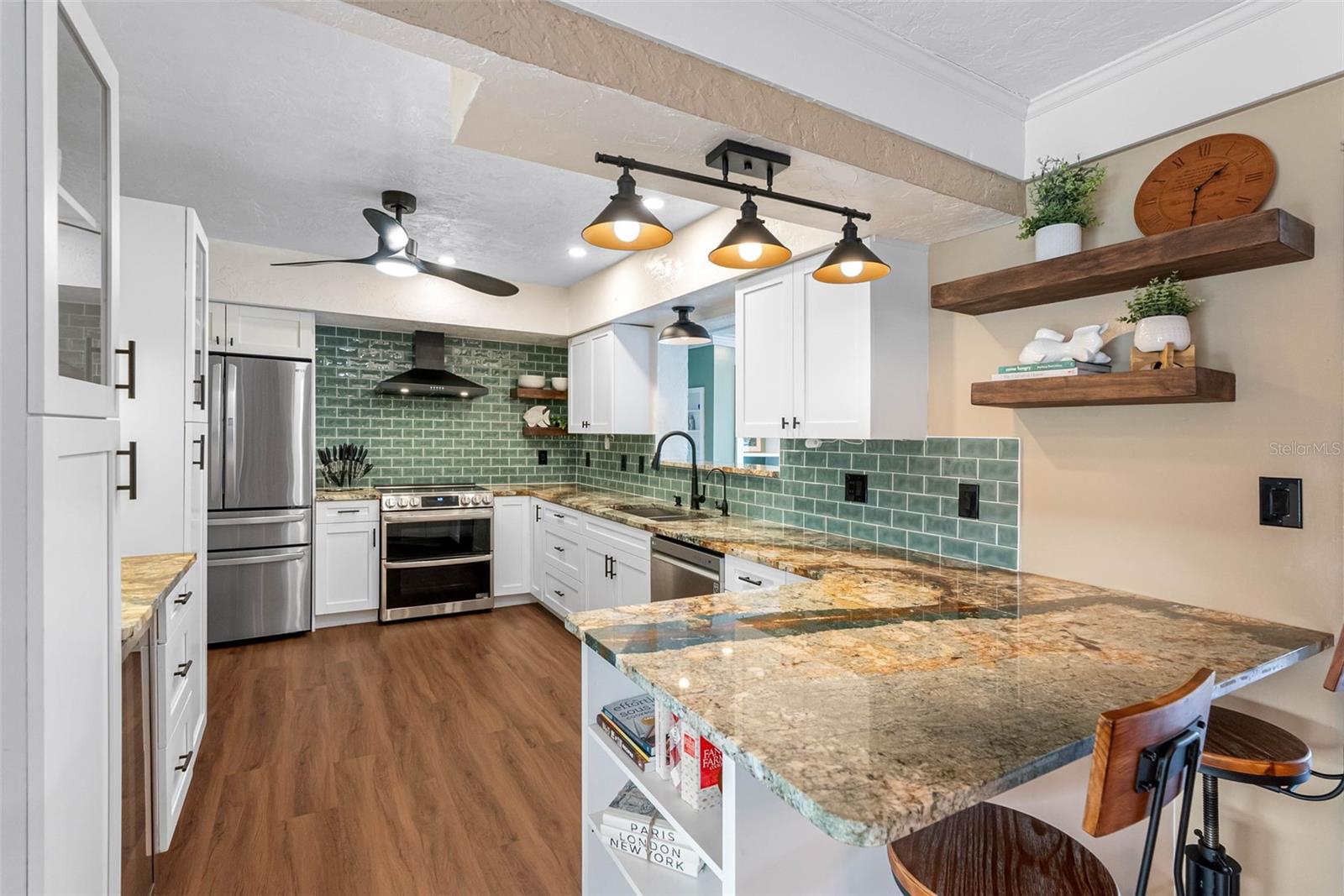 5166 39TH ST S, ST PETERSBURG, FL, 33711