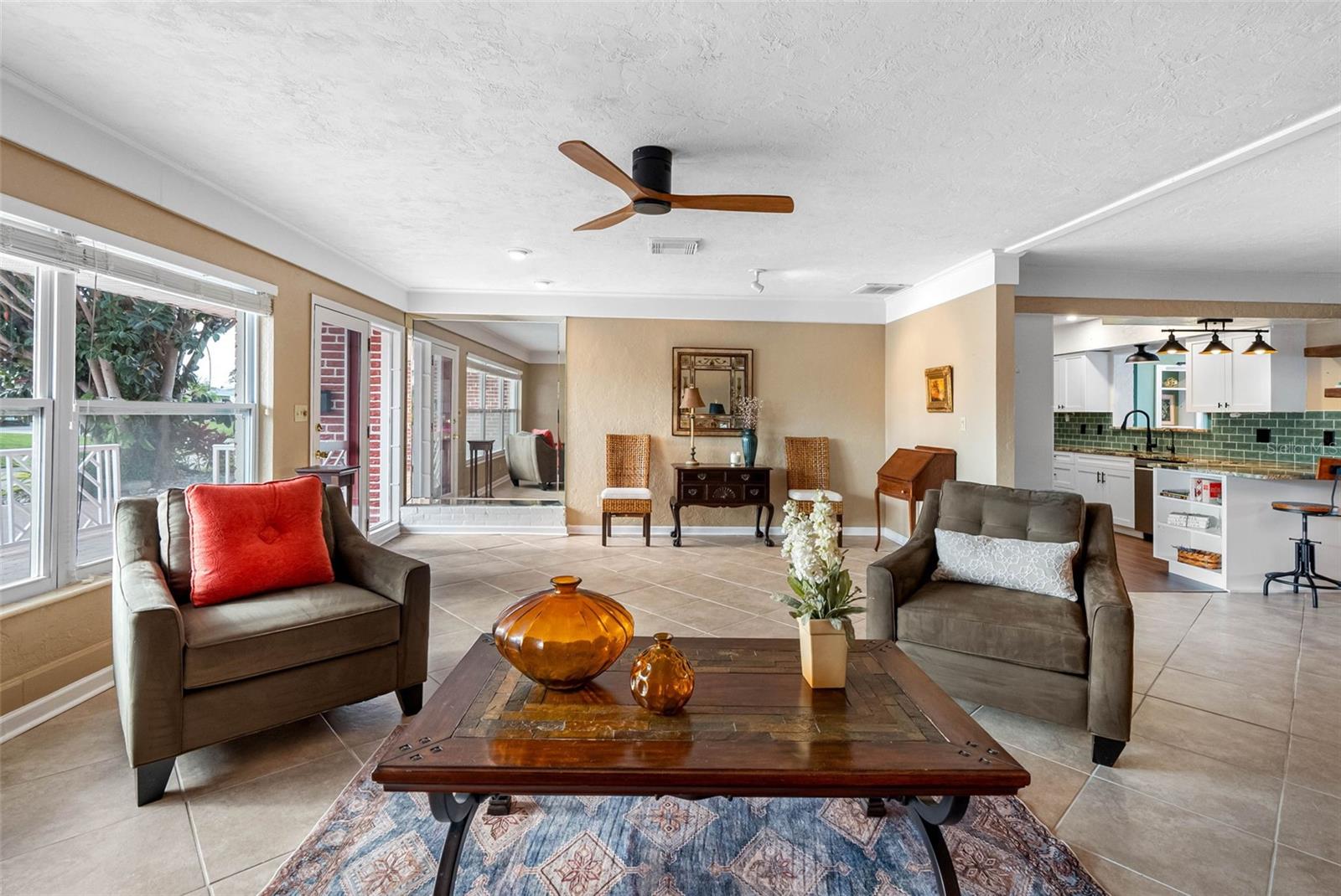 5166 39TH ST S, ST PETERSBURG, FL, 33711