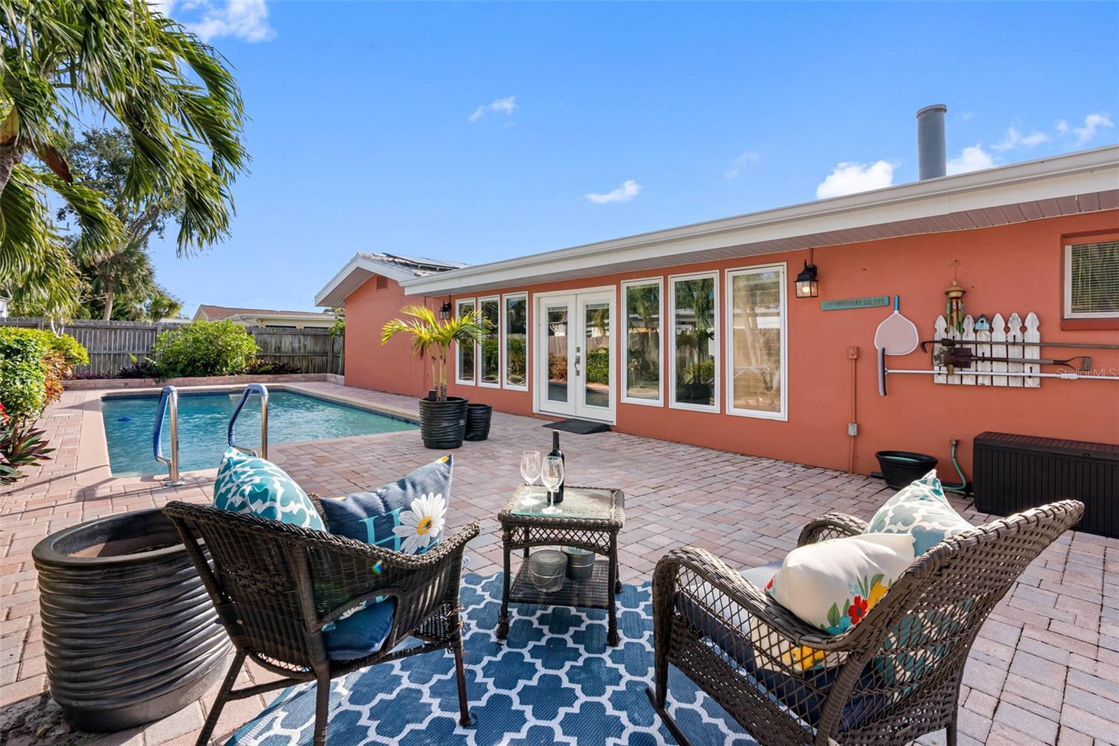 5166 39TH ST S, ST PETERSBURG, FL, 33711
