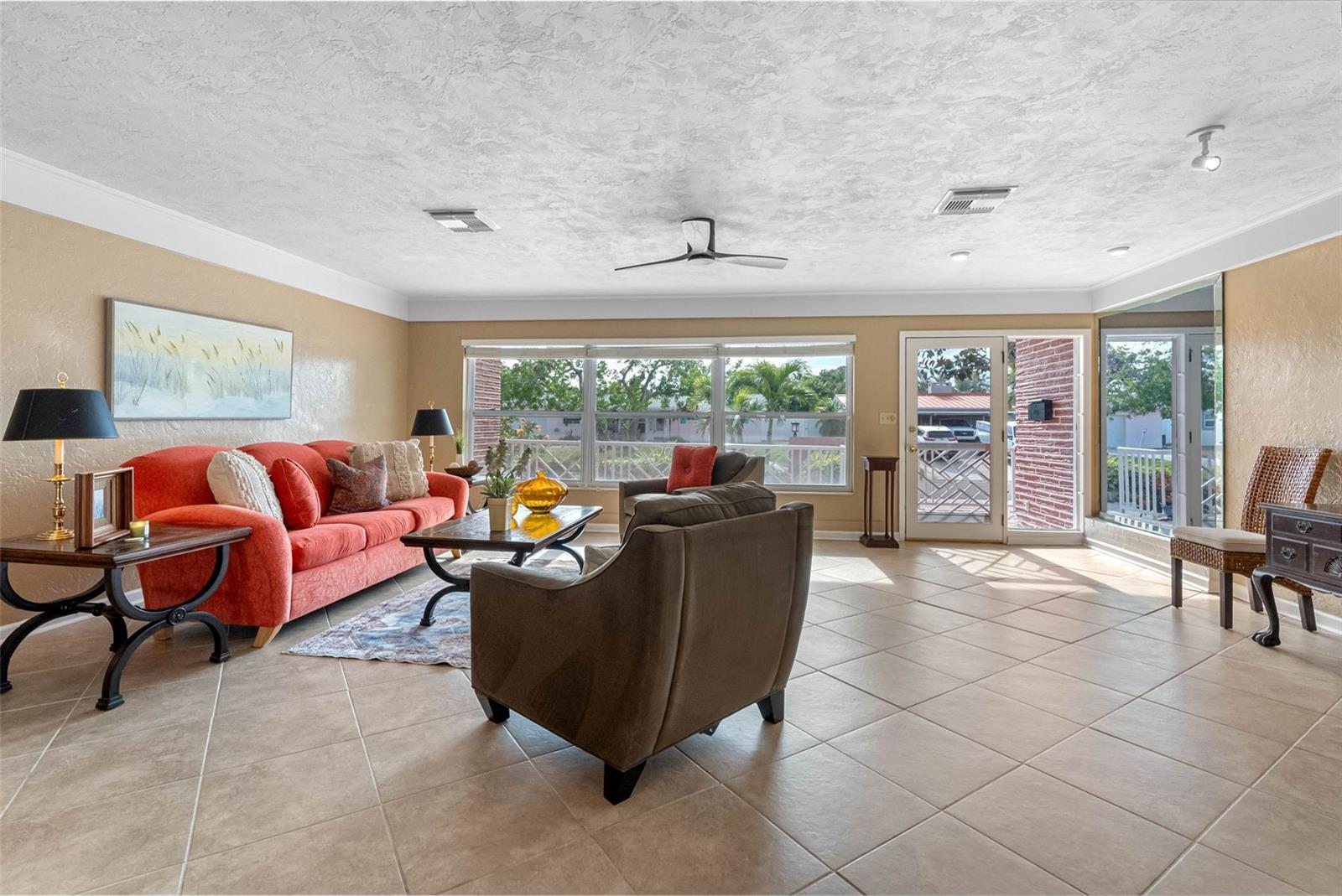 5166 39TH ST S, ST PETERSBURG, FL, 33711