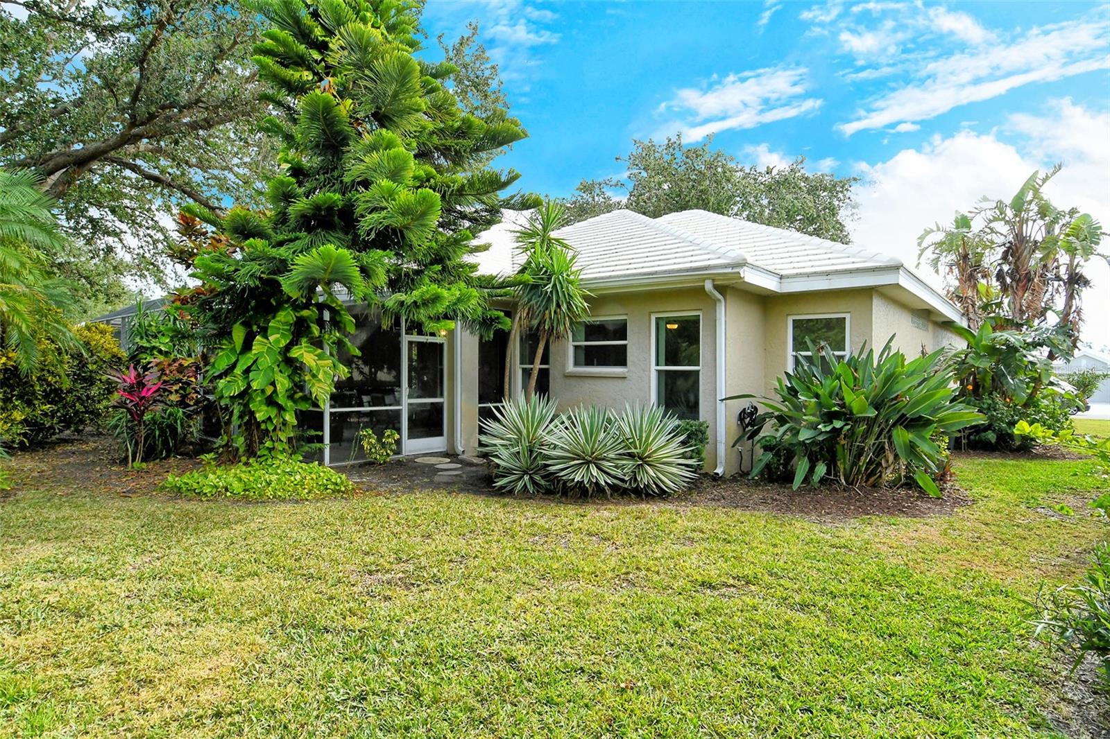 560 FALLBROOK DR, VENICE, FL, 34292