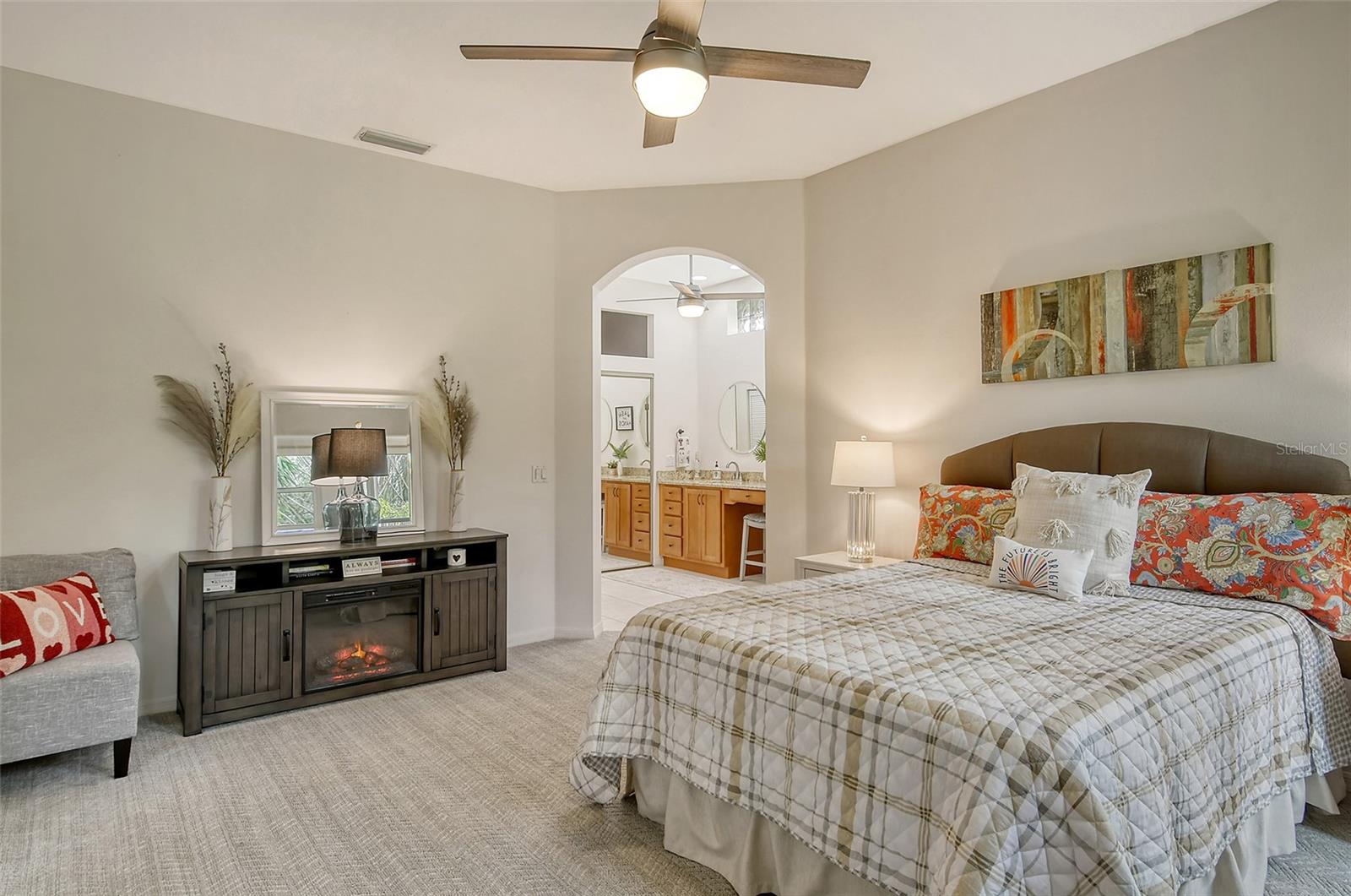 560 FALLBROOK DR, VENICE, FL, 34292