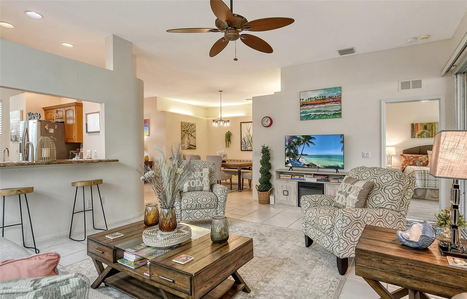 560 FALLBROOK DR, VENICE, FL, 34292