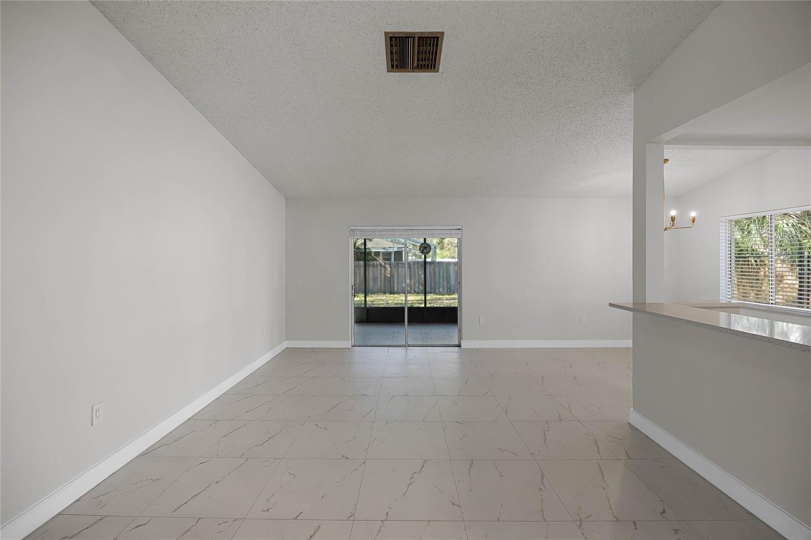 2725 LAKEWOOD LN, EUSTIS, FL, 32726