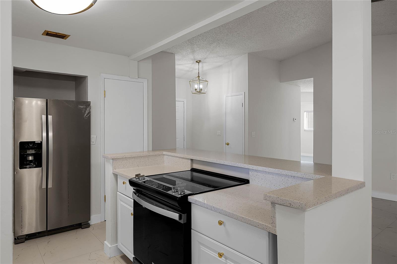 2725 LAKEWOOD LN, EUSTIS, FL, 32726