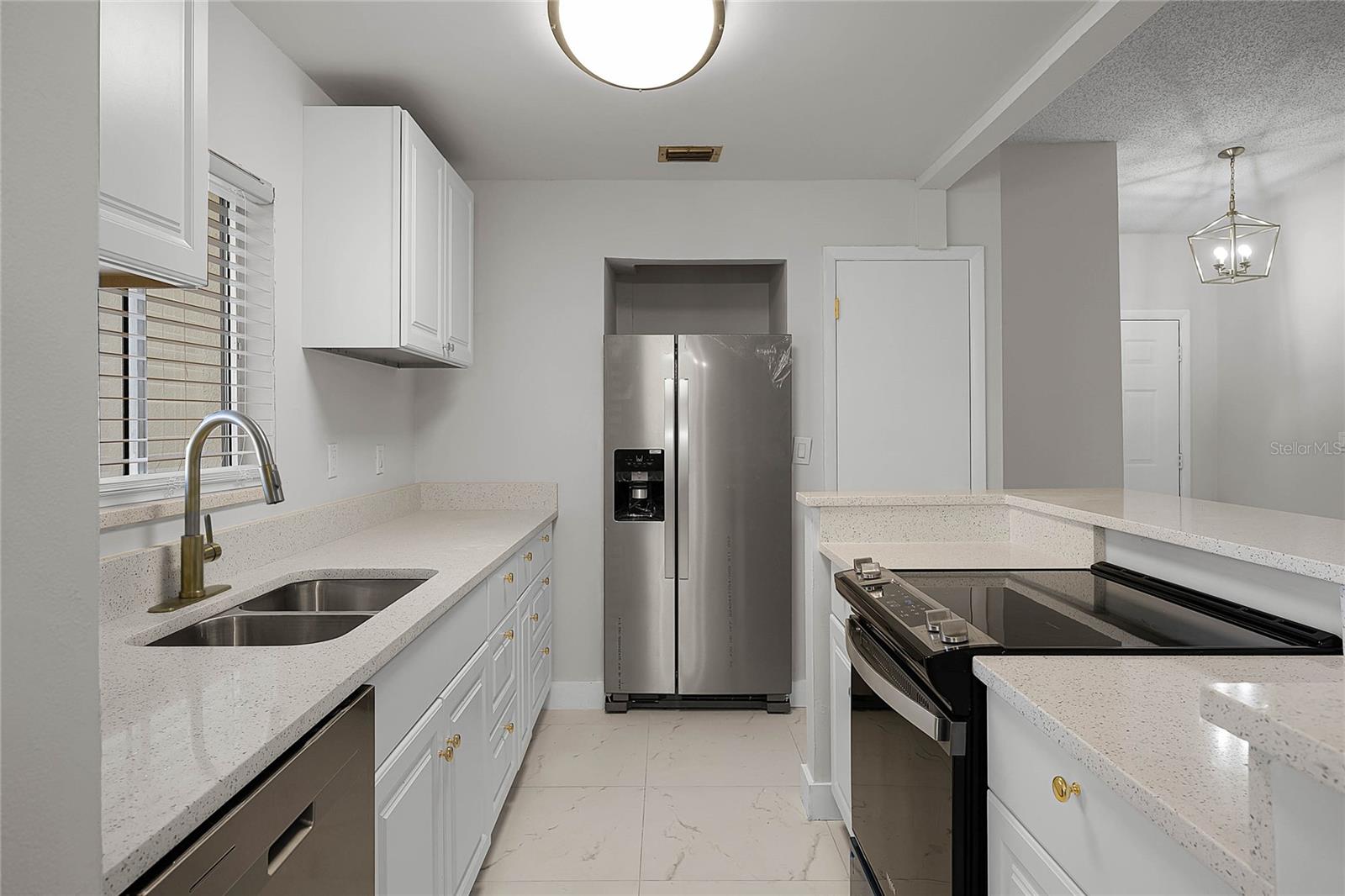 2725 LAKEWOOD LN, EUSTIS, FL, 32726