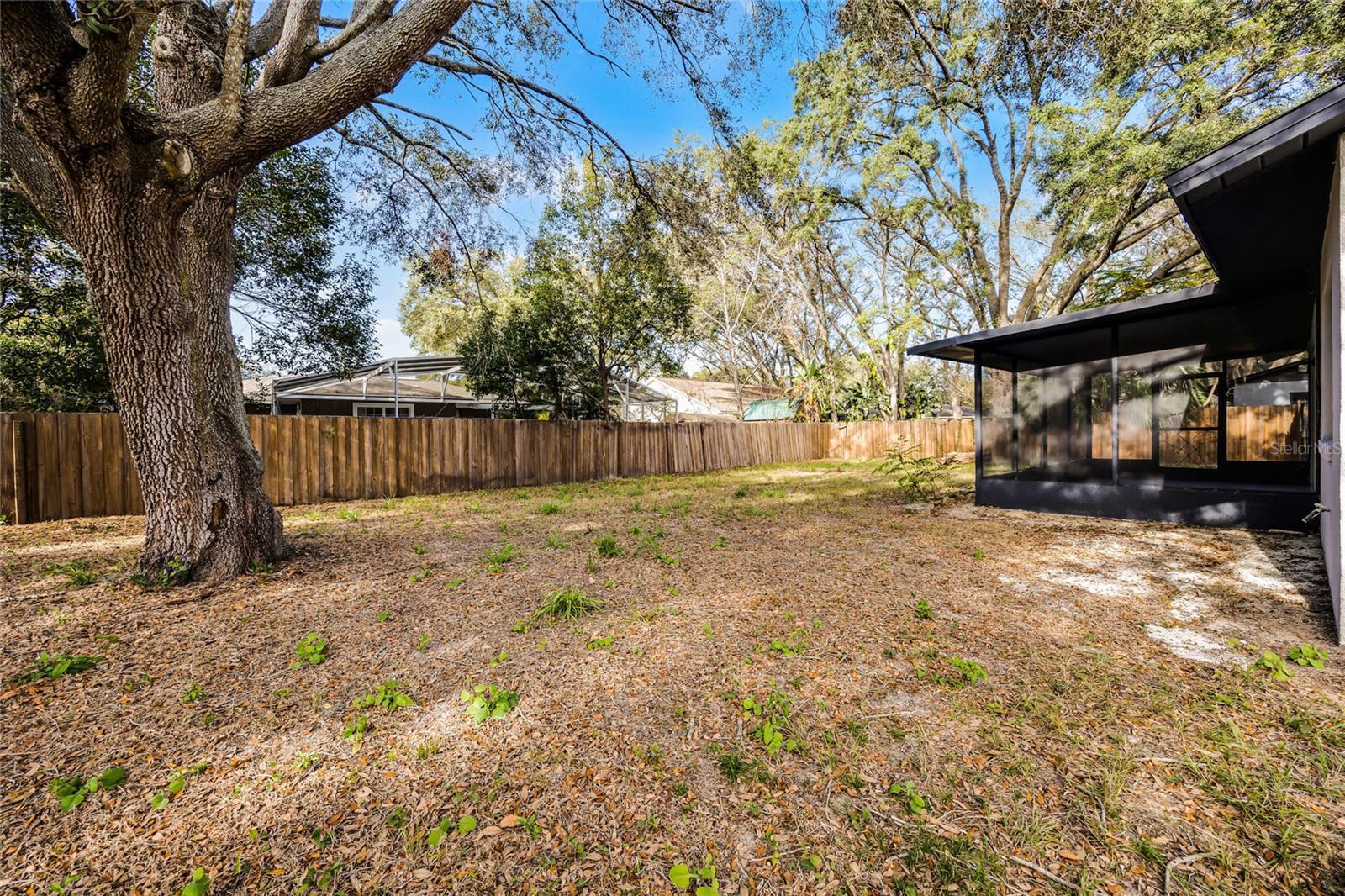 2725 LAKEWOOD LN, EUSTIS, FL, 32726