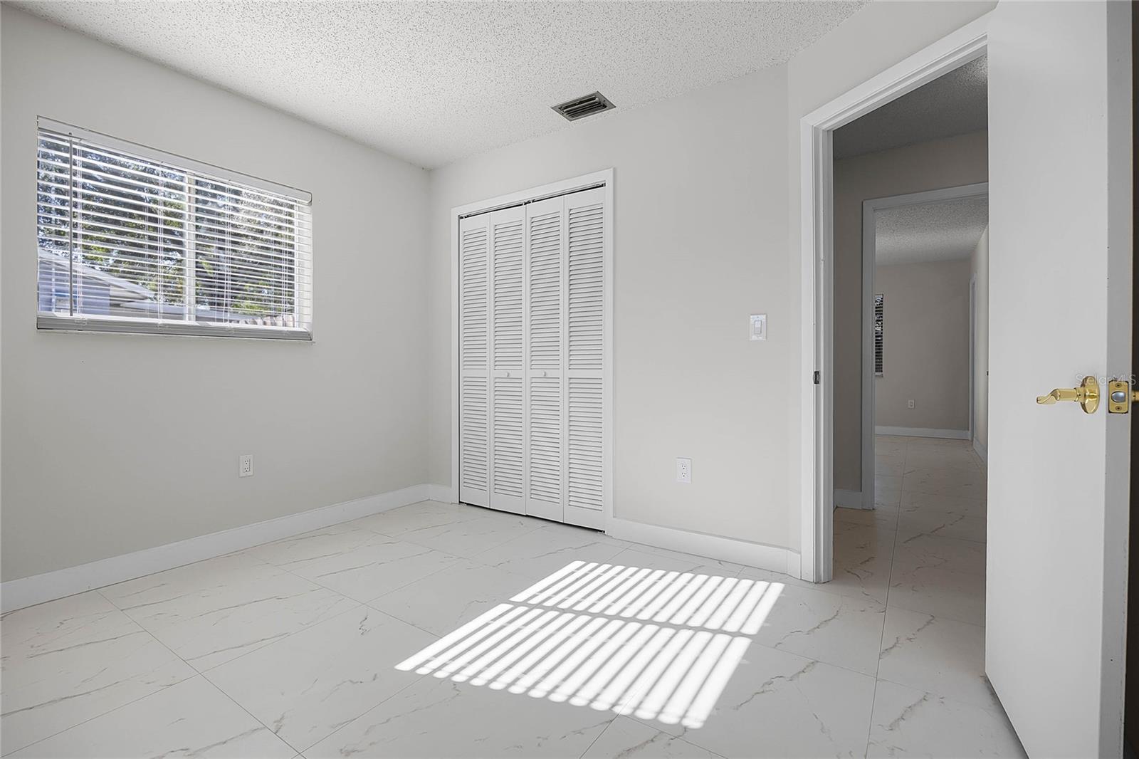2725 LAKEWOOD LN, EUSTIS, FL, 32726