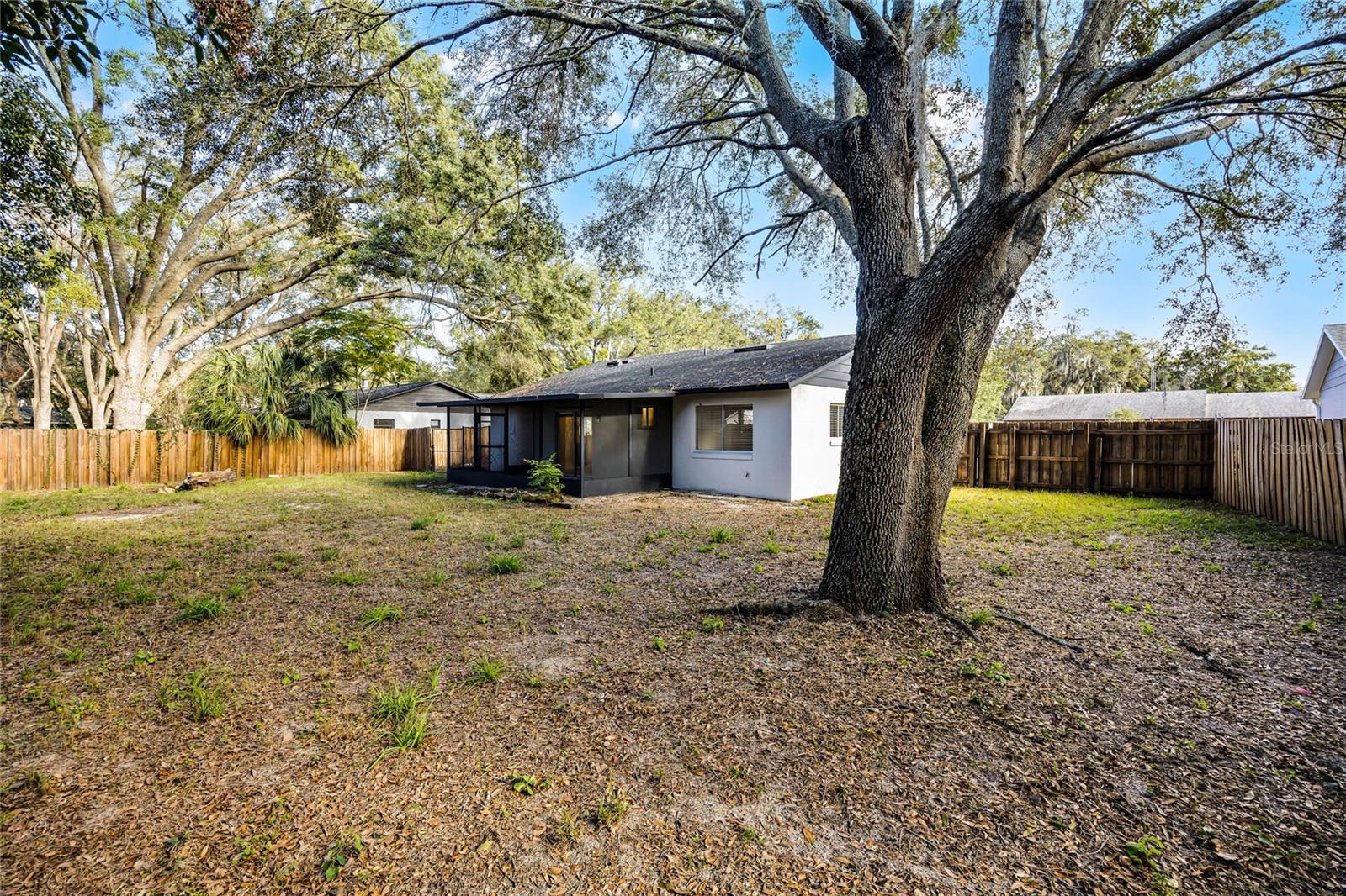 2725 LAKEWOOD LN, EUSTIS, FL, 32726