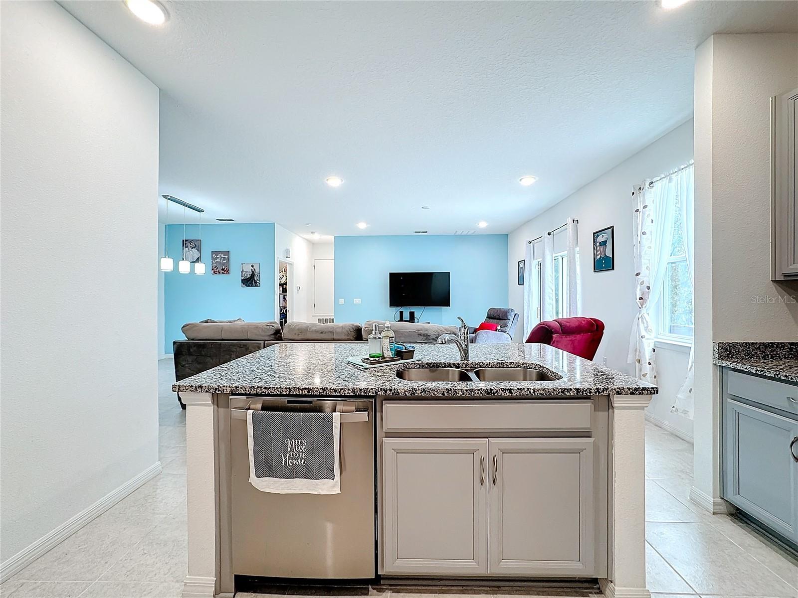 812 DEL PRADO DR, KISSIMMEE, FL, 34758