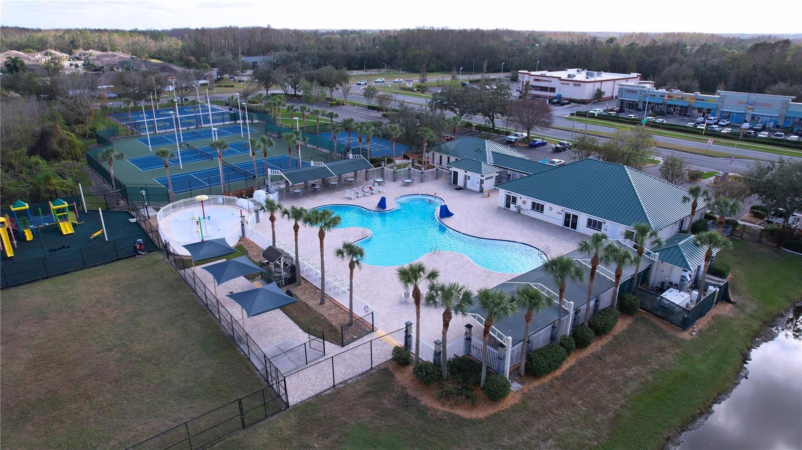 1542 DEERBOURNE DR, WESLEY CHAPEL, FL, 33543