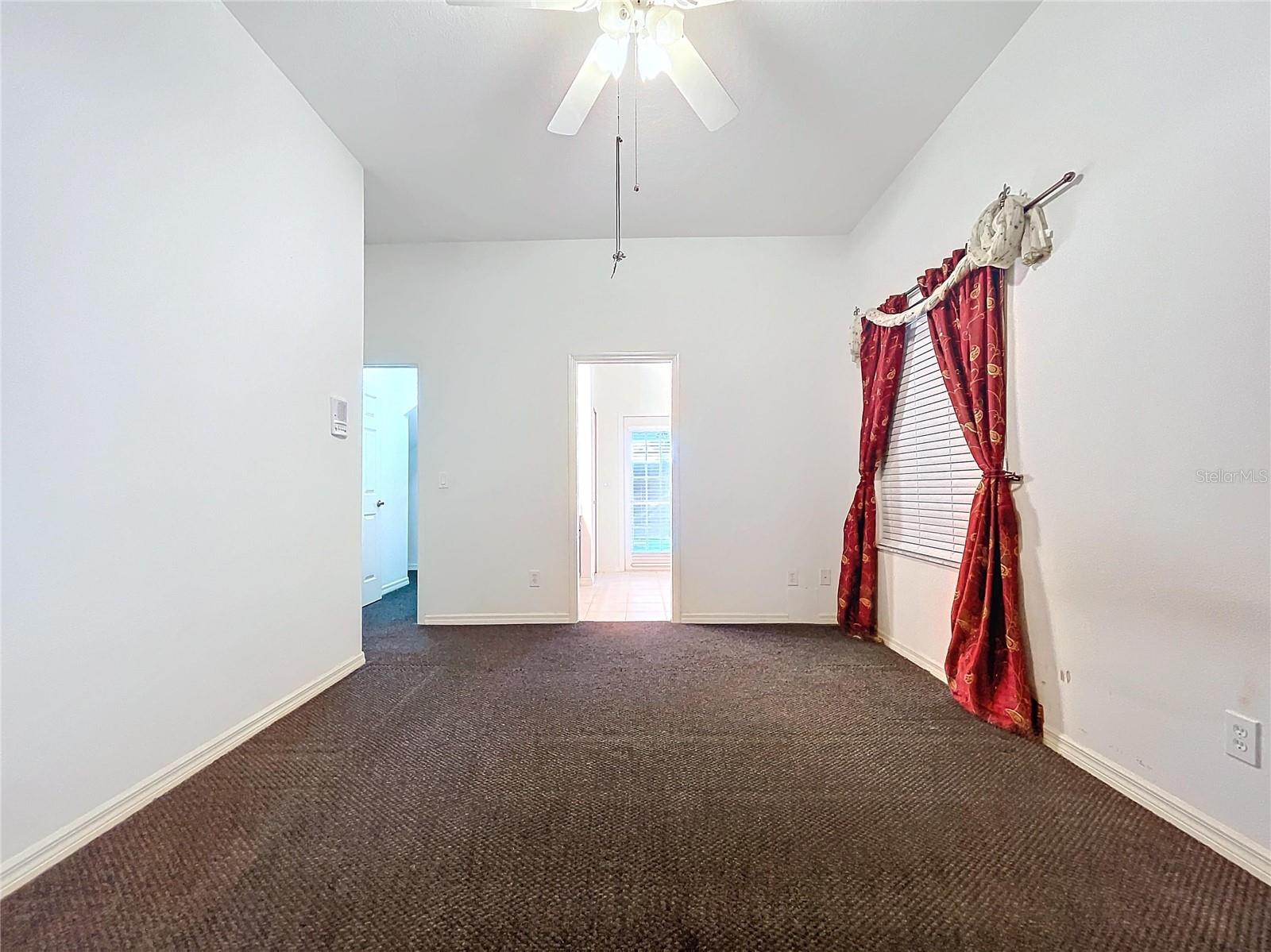 1542 DEERBOURNE DR, WESLEY CHAPEL, FL, 33543