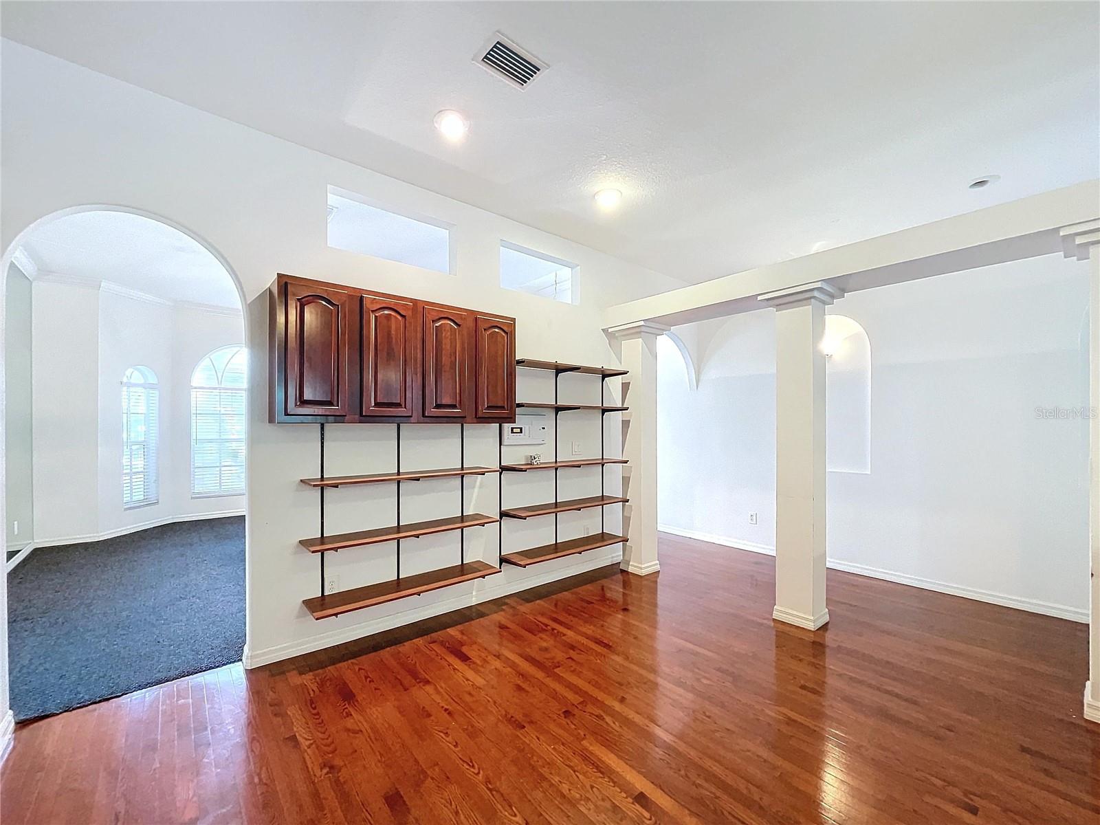 1542 DEERBOURNE DR, WESLEY CHAPEL, FL, 33543