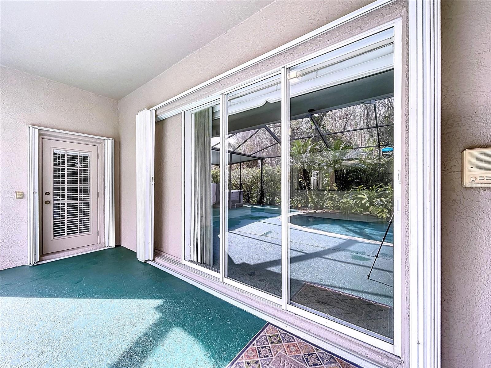 1542 DEERBOURNE DR, WESLEY CHAPEL, FL, 33543