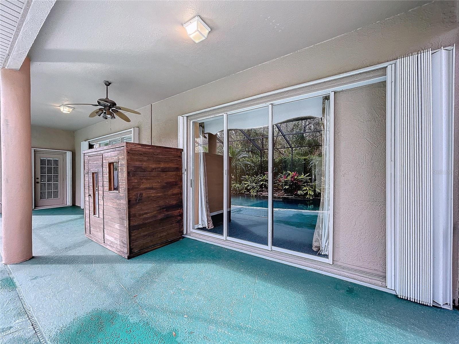 1542 DEERBOURNE DR, WESLEY CHAPEL, FL, 33543