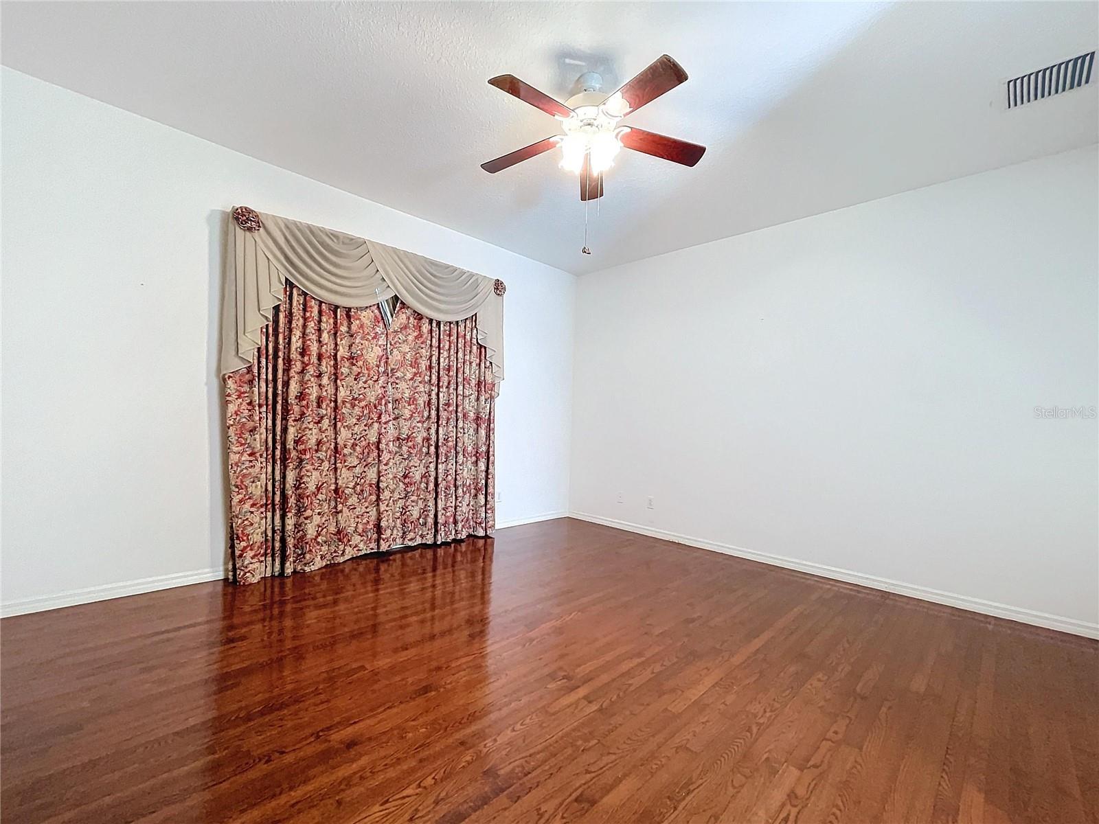 1542 DEERBOURNE DR, WESLEY CHAPEL, FL, 33543