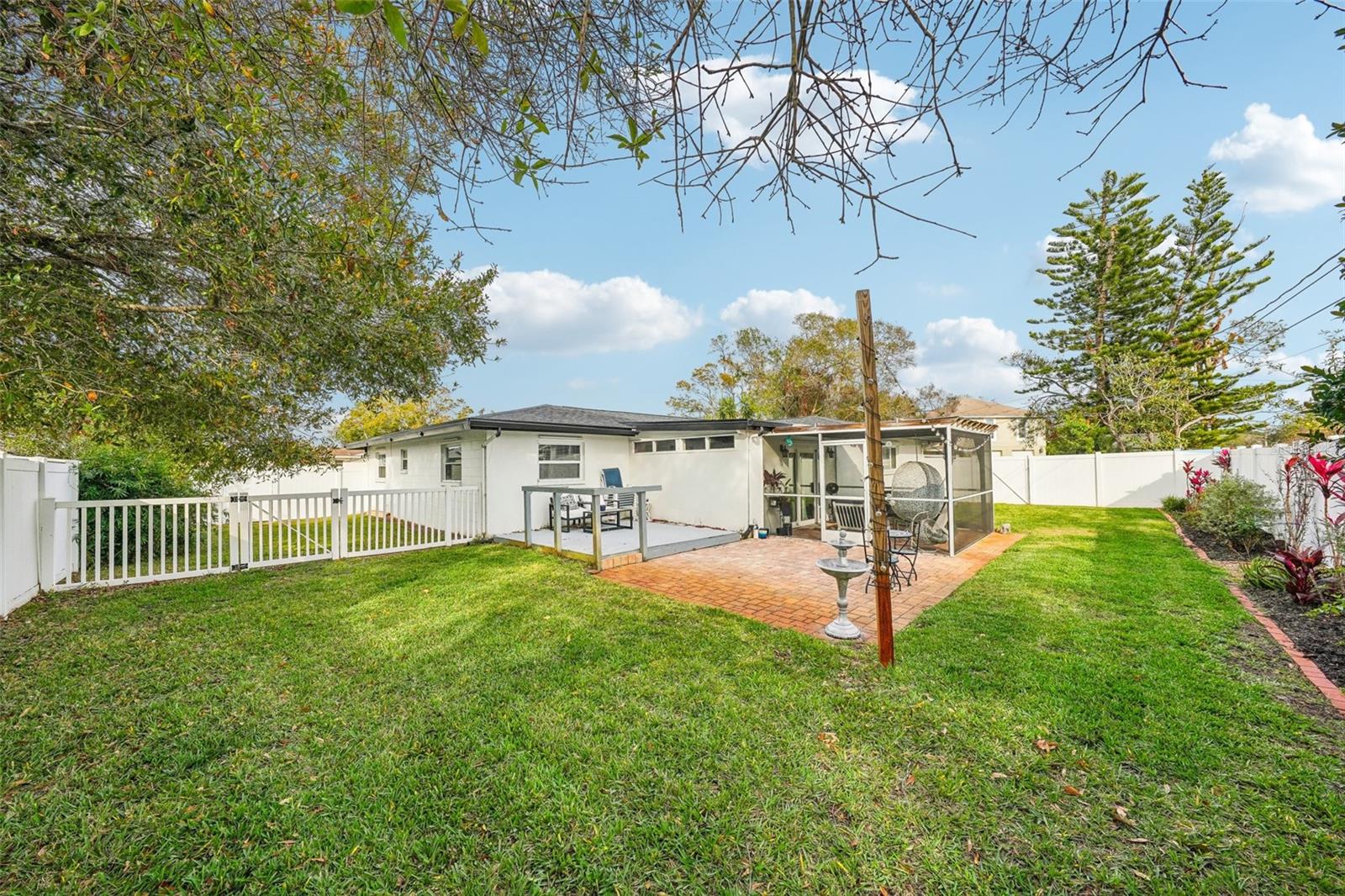 5900 35TH AVE N, ST PETERSBURG, FL, 33710