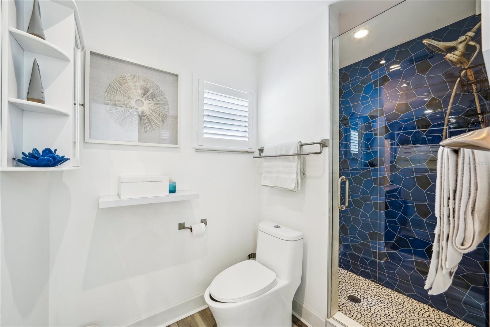 5900 35TH AVE N, ST PETERSBURG, FL, 33710