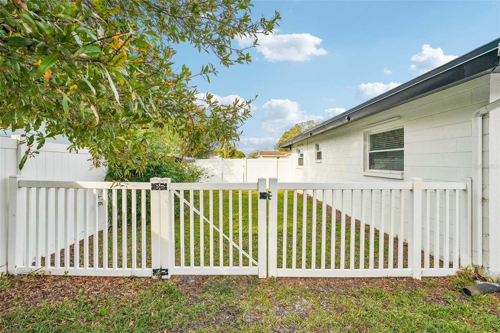 5900 35TH AVE N, ST PETERSBURG, FL, 33710