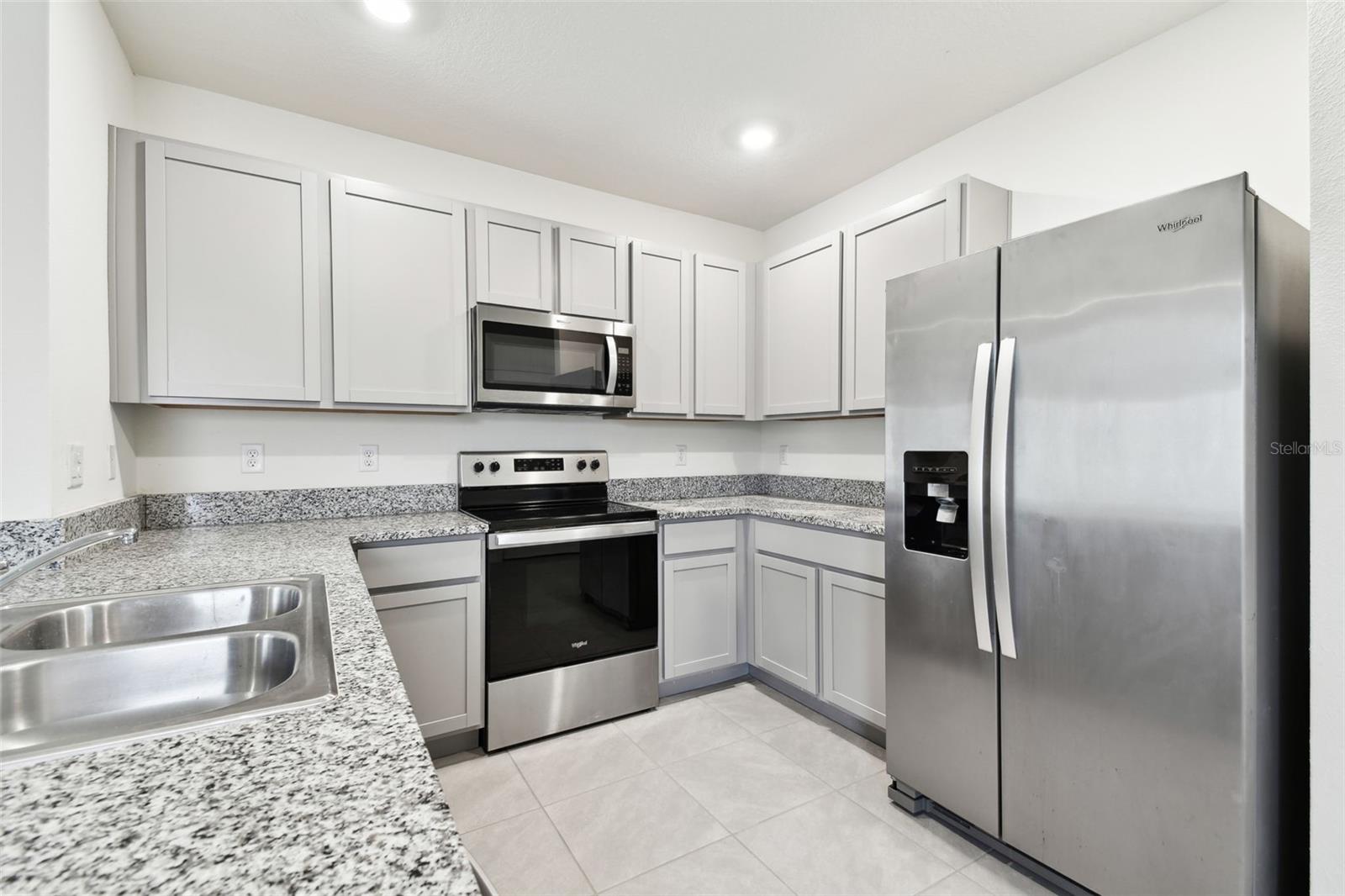 16933 TRITE BEND ST, WIMAUMA, FL, 33598