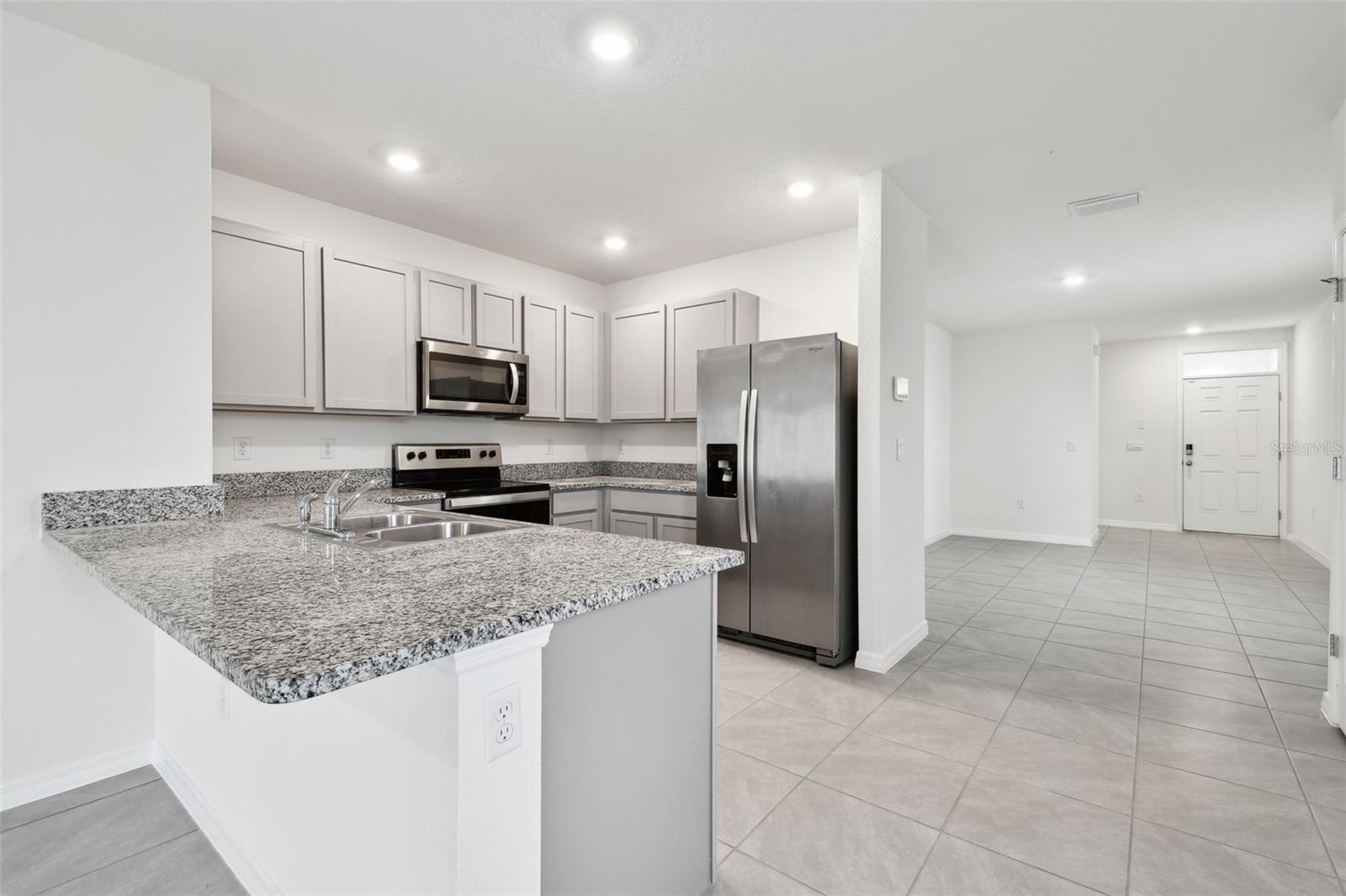 16933 TRITE BEND ST, WIMAUMA, FL, 33598