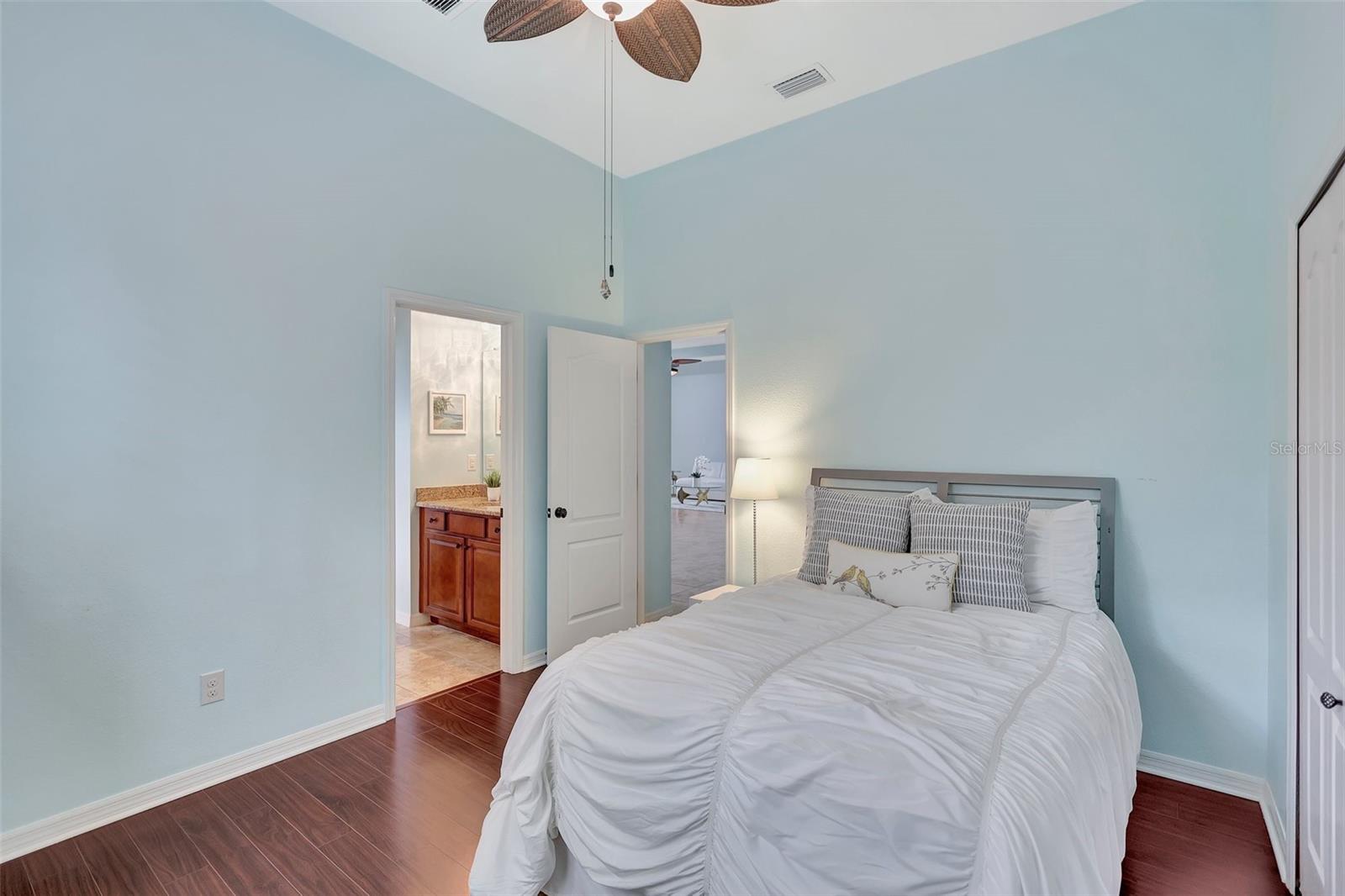 210 166TH ST NE, BRADENTON, FL, 34212