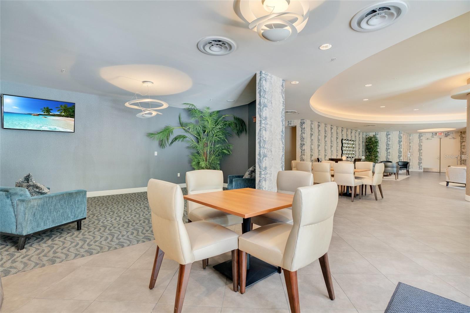 100 S EOLA DR #1201, ORLANDO, FL, 32801