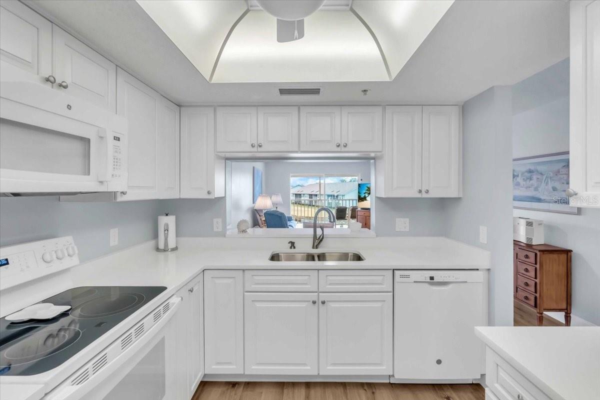 6507 STONE RIVER RD #306, BRADENTON, FL, 34203