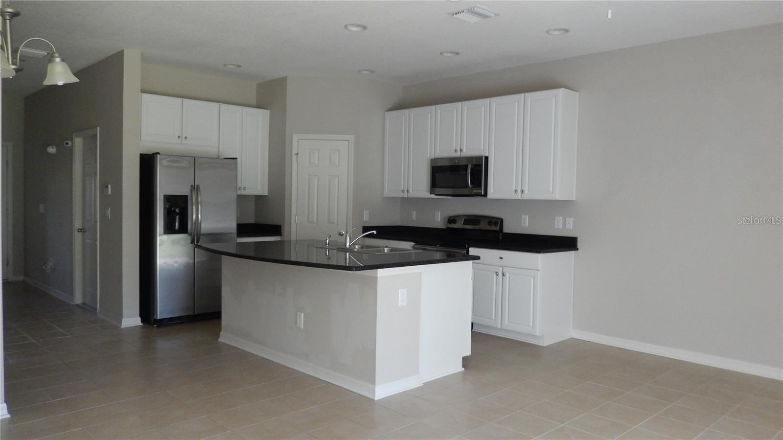 7022 TOWNE LAKE RD, RIVERVIEW, FL, 33578