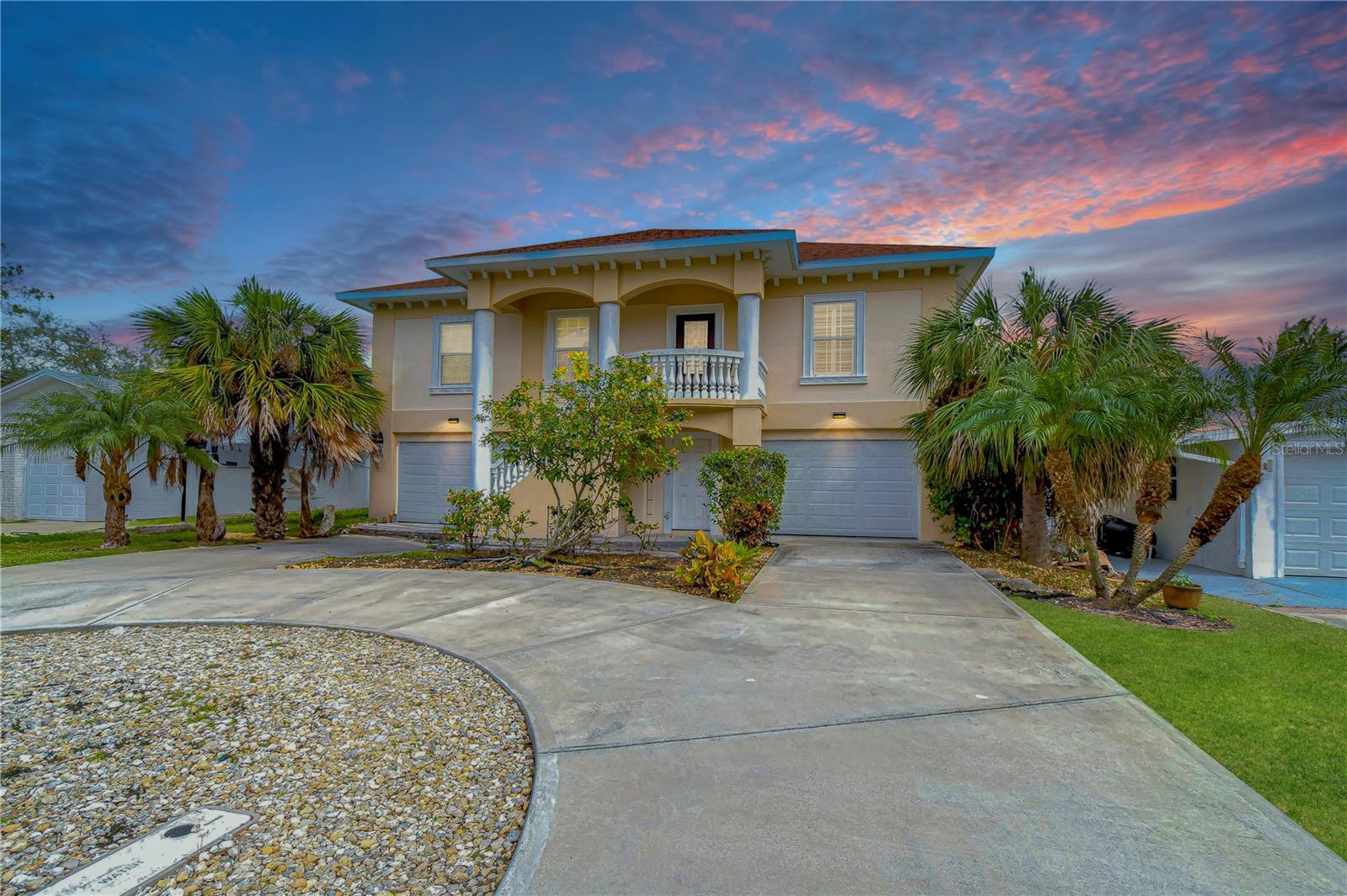 4147 HUNTINGTON ST NE, ST PETERSBURG, FL, 33703