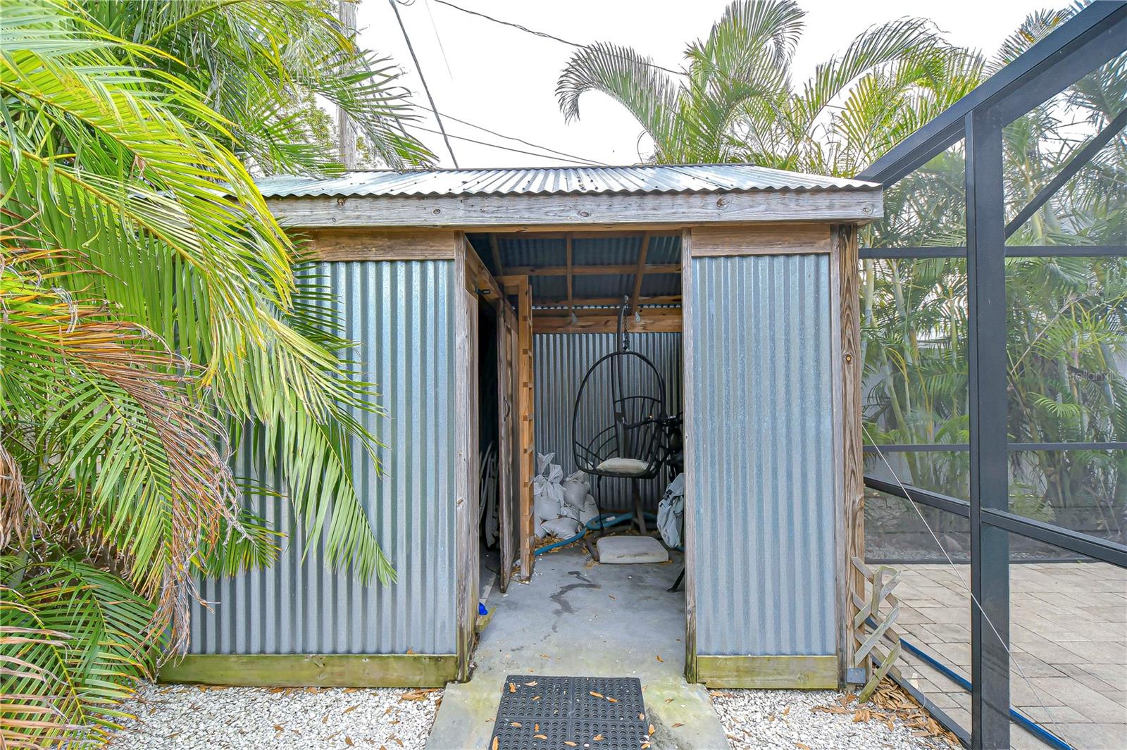 4147 HUNTINGTON ST NE, ST PETERSBURG, FL, 33703