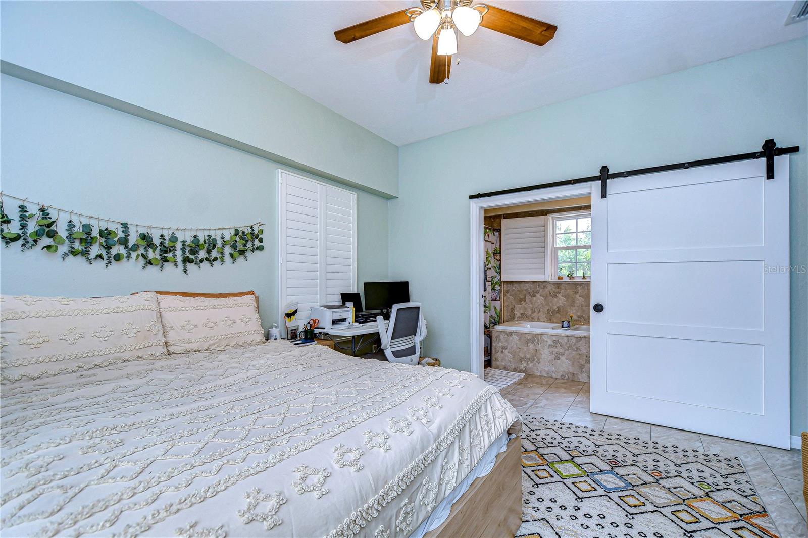 4147 HUNTINGTON ST NE, ST PETERSBURG, FL, 33703