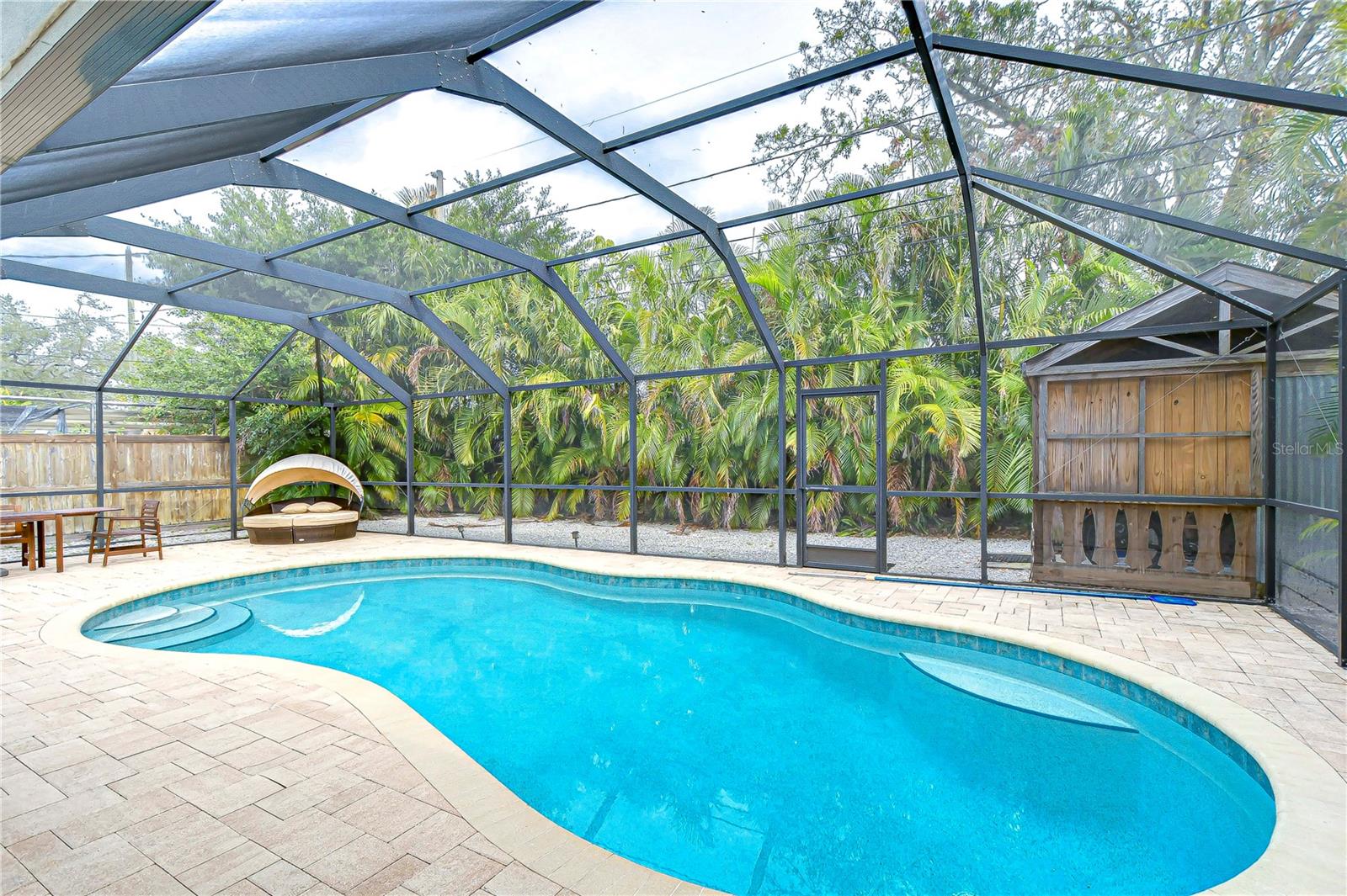 4147 HUNTINGTON ST NE, ST PETERSBURG, FL, 33703