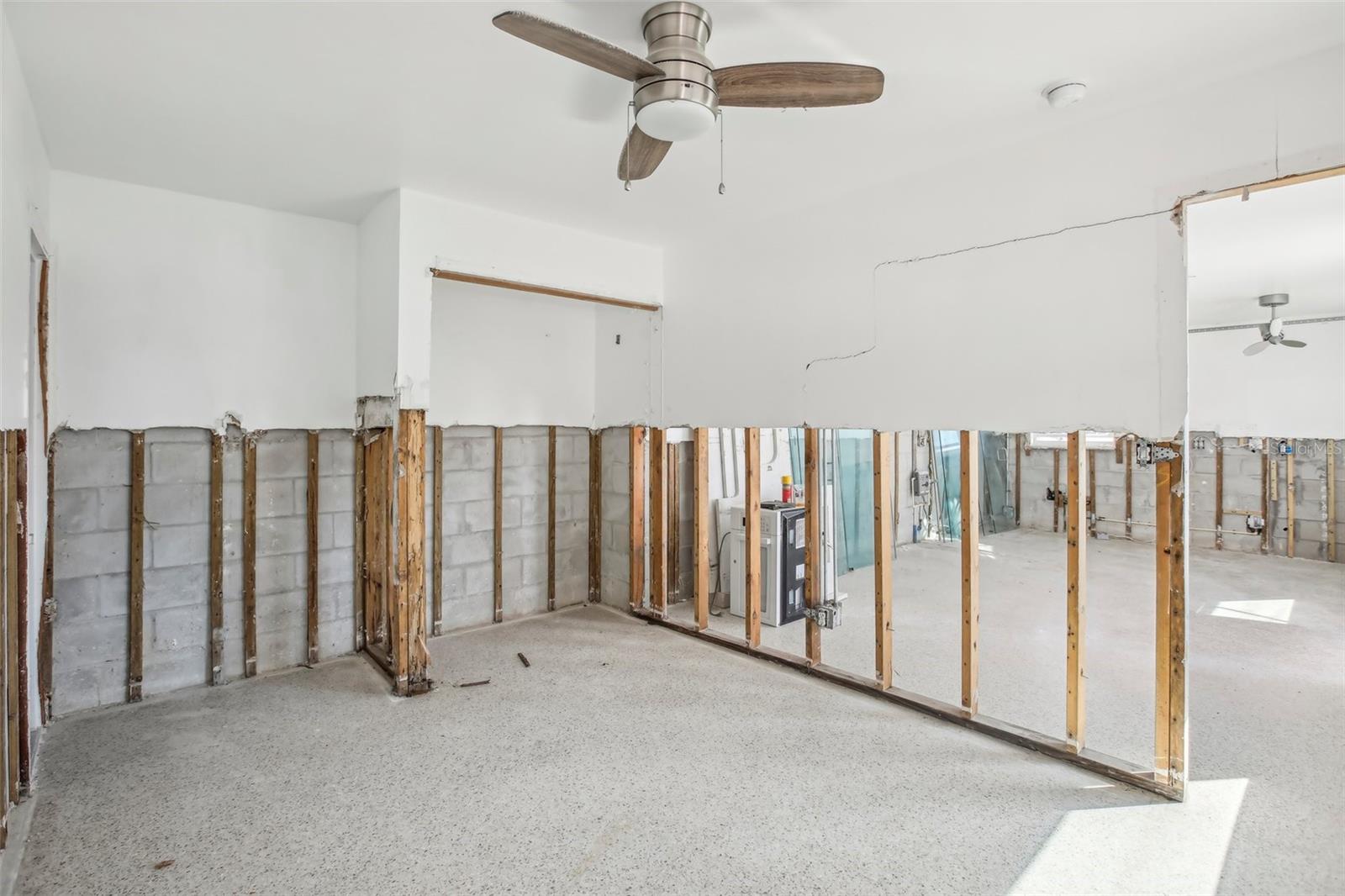 509 129TH AVE E, MADEIRA BEACH, FL, 33708