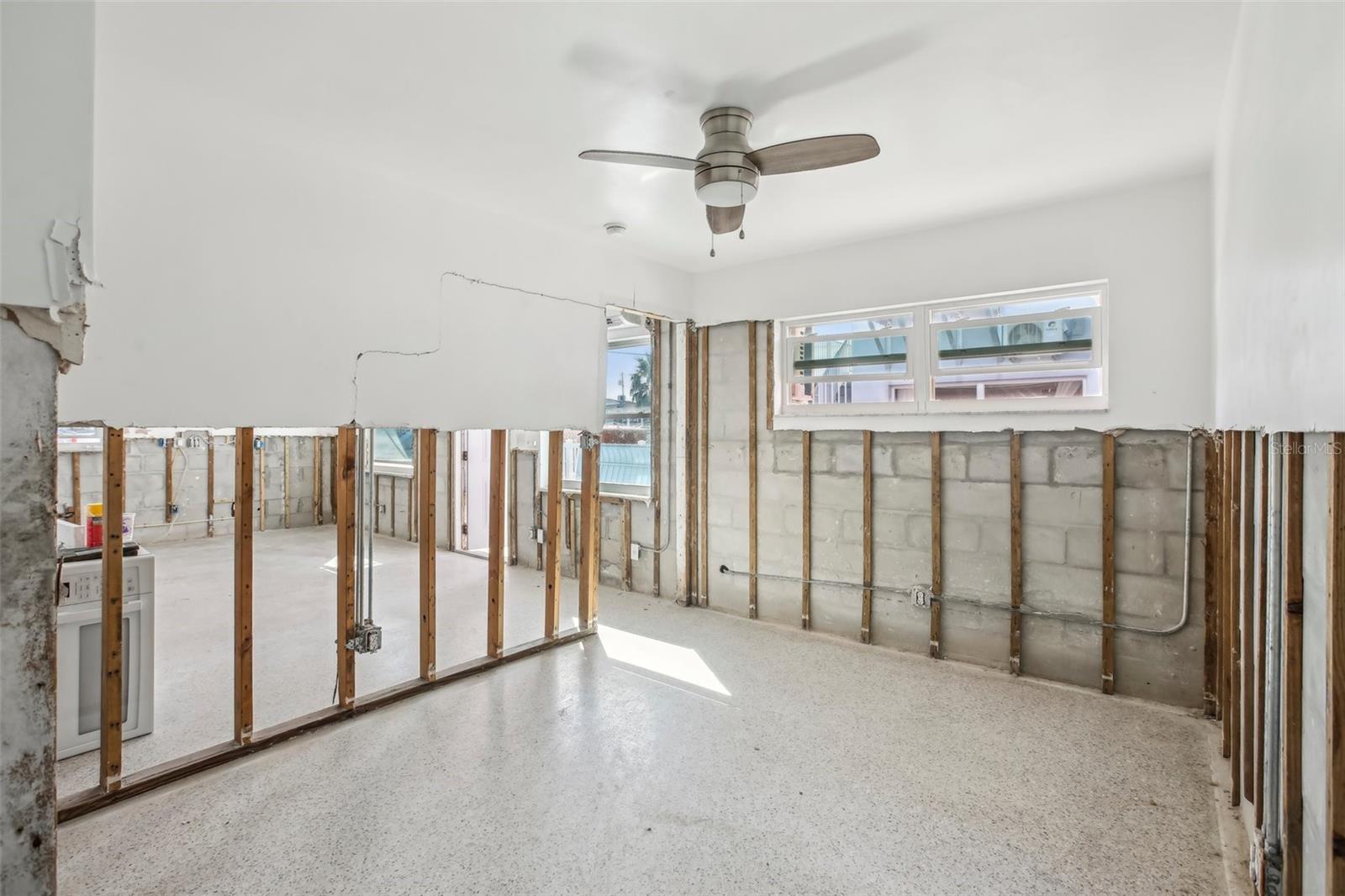 509 129TH AVE E, MADEIRA BEACH, FL, 33708