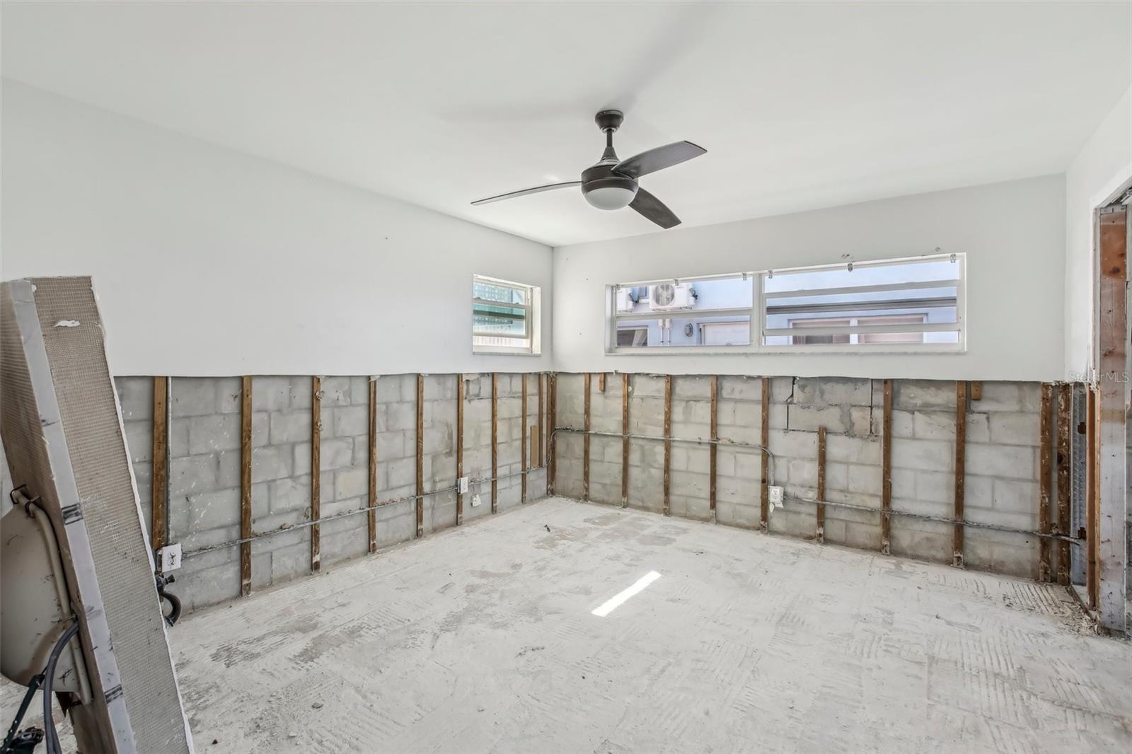 509 129TH AVE E, MADEIRA BEACH, FL, 33708