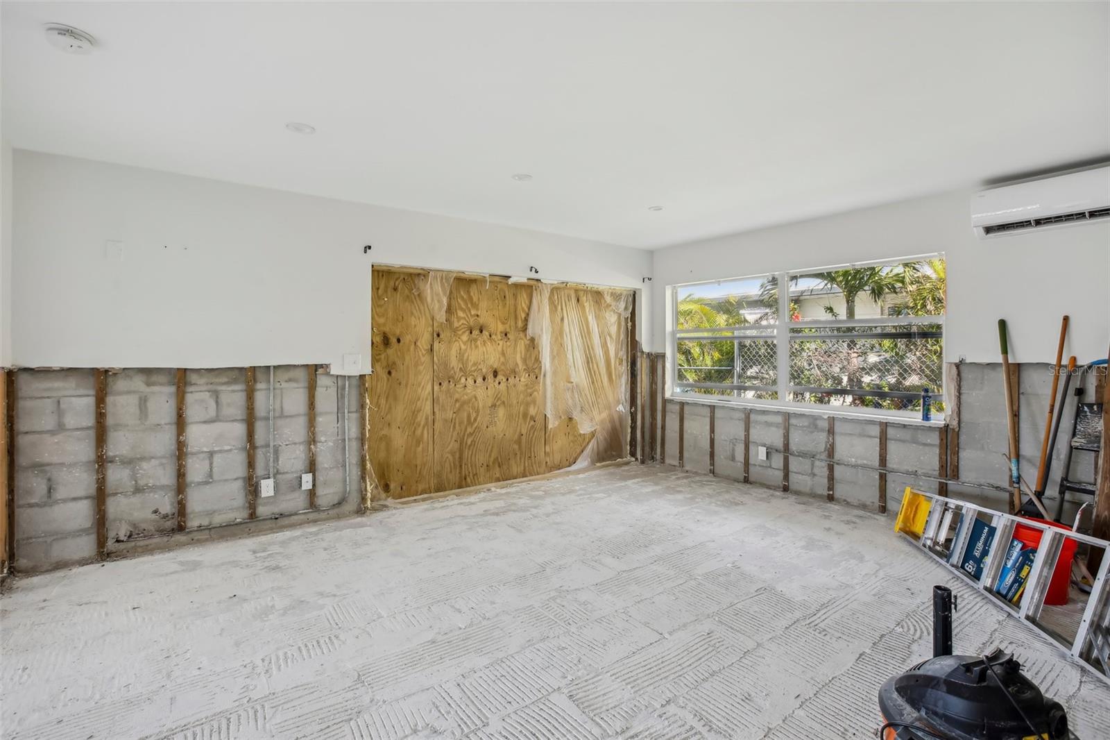 509 129TH AVE E, MADEIRA BEACH, FL, 33708