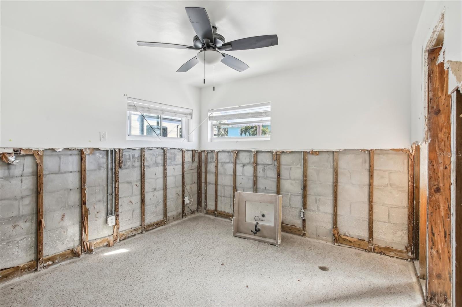 509 129TH AVE E, MADEIRA BEACH, FL, 33708