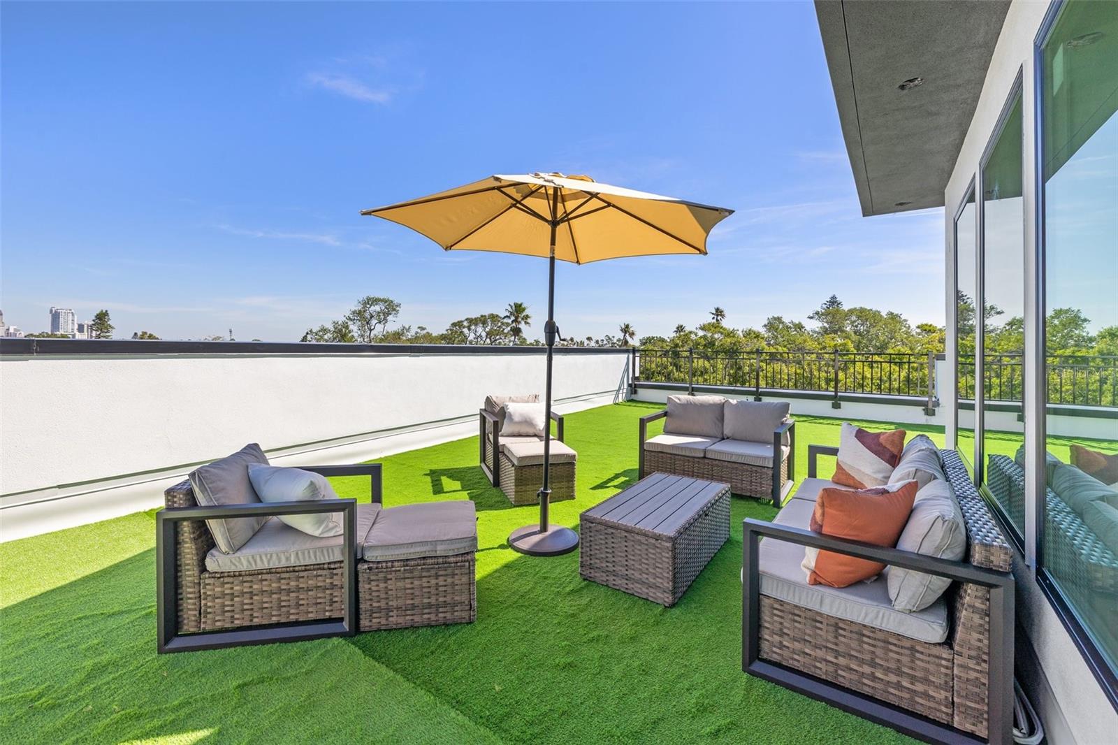 2116 4TH ST S, ST PETERSBURG, FL, 33705