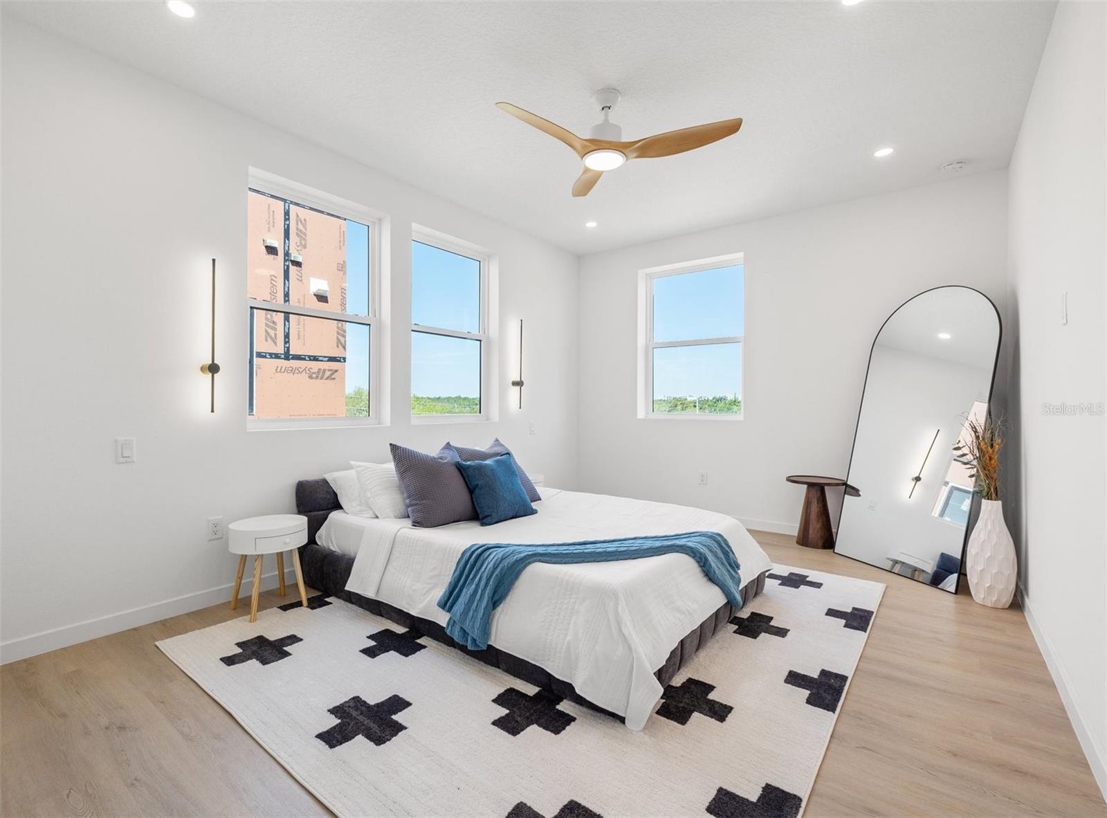 2116 4TH ST S, ST PETERSBURG, FL, 33705