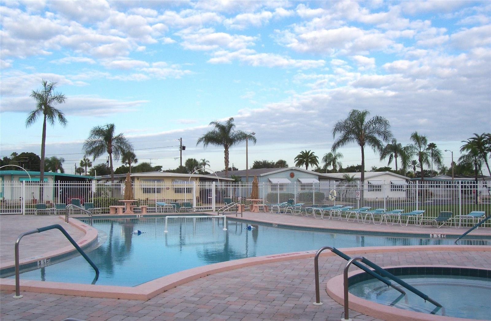 34212 CANAL DR N #B, PINELLAS PARK, FL, 33781